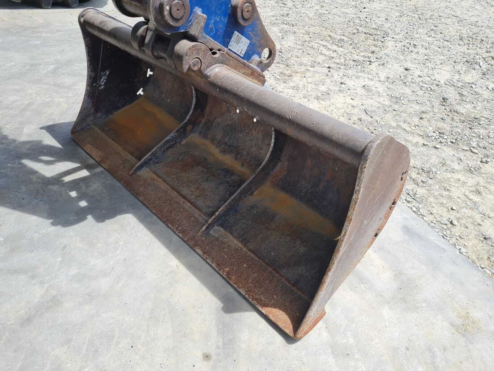 KOMATSU PC55MR-3