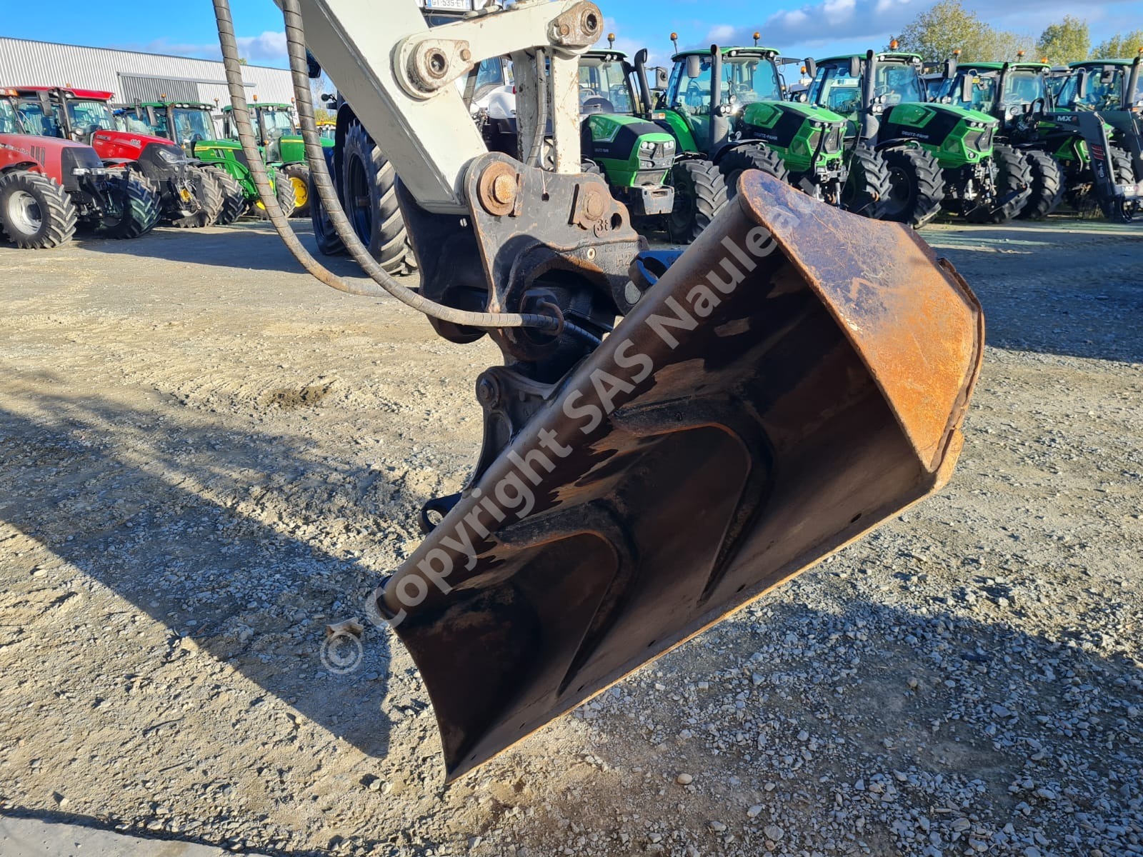 TAKEUCHI TB257FR