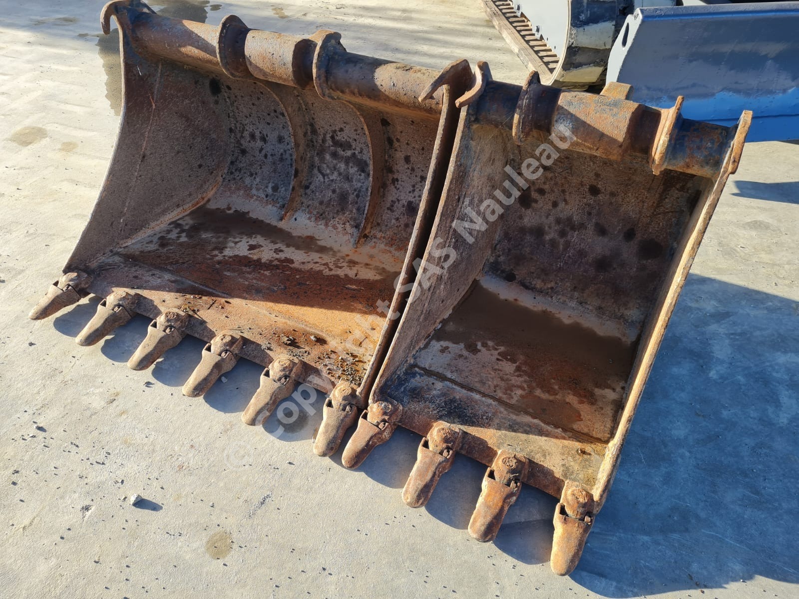 TAKEUCHI TB257FR