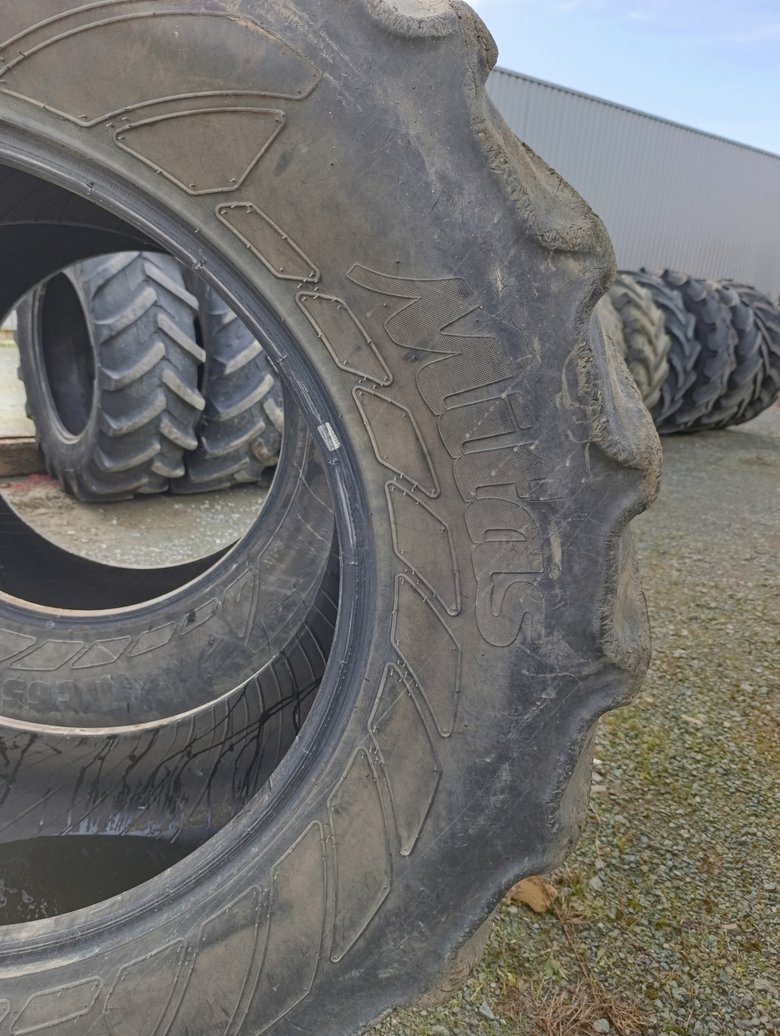 PNEU OCCASION MITAS 540/65/30