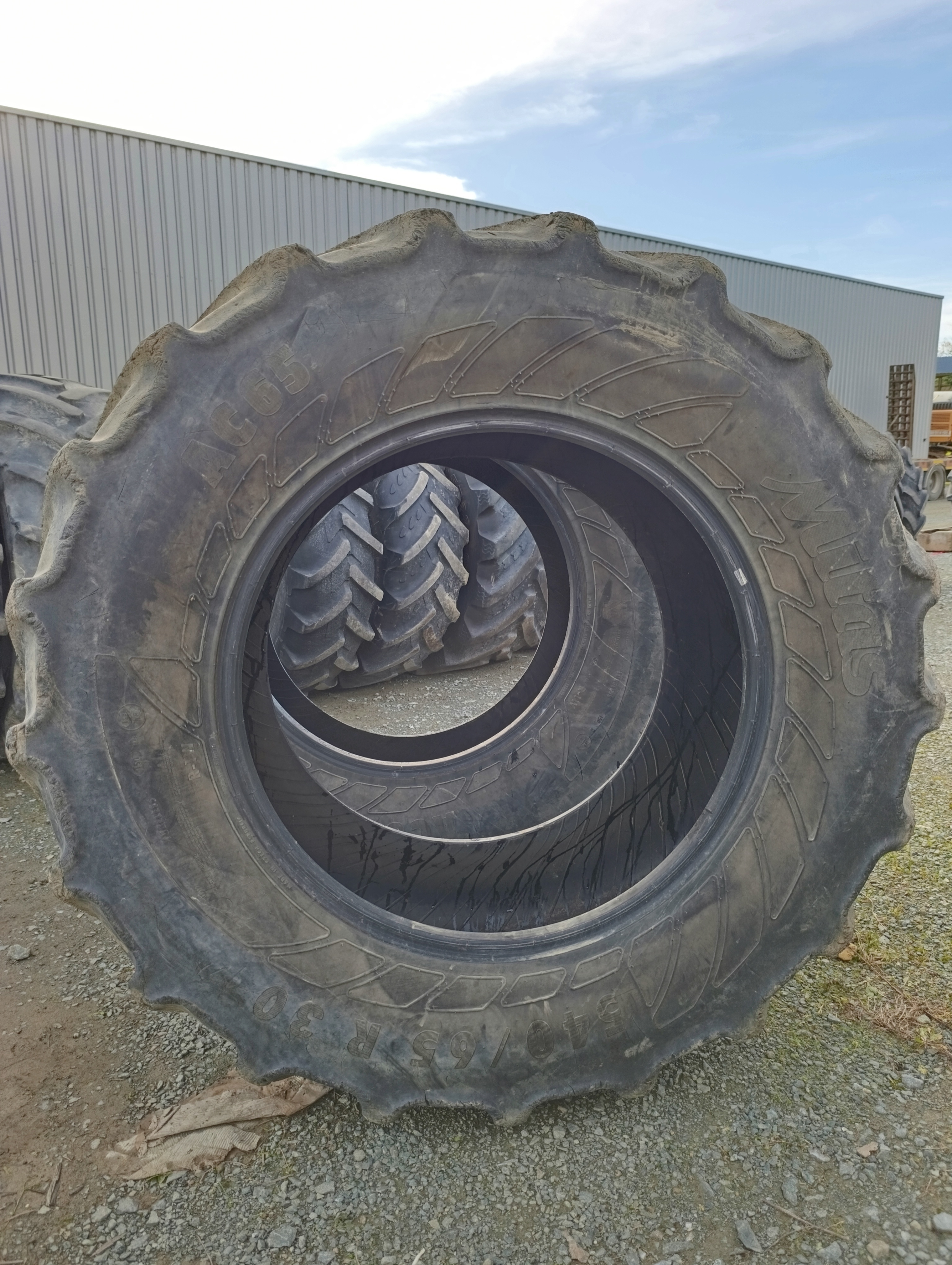 PNEU OCCASION MITAS 540/65/30