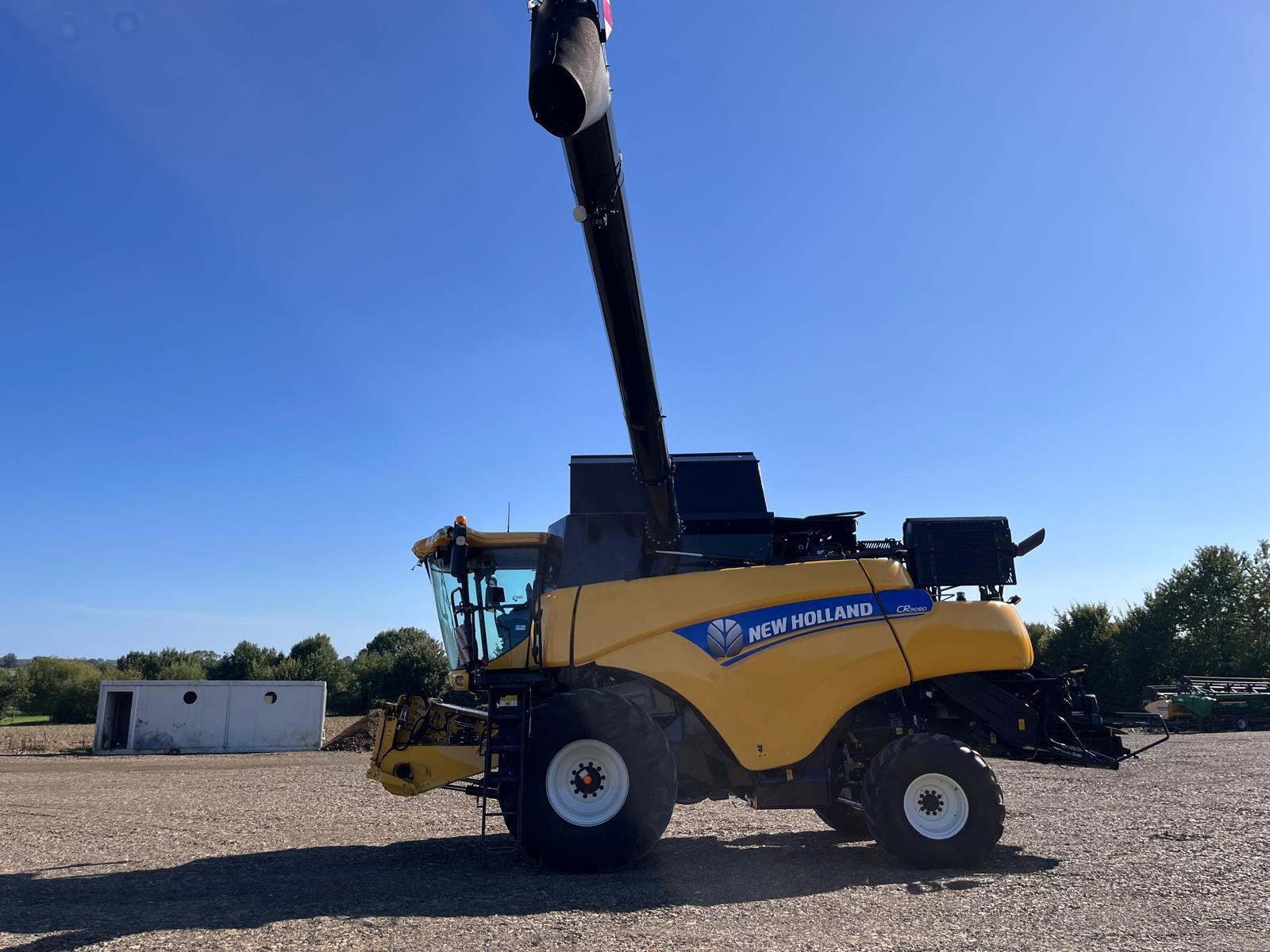 NEW HOLLAND CR 9080 ELEVATION
