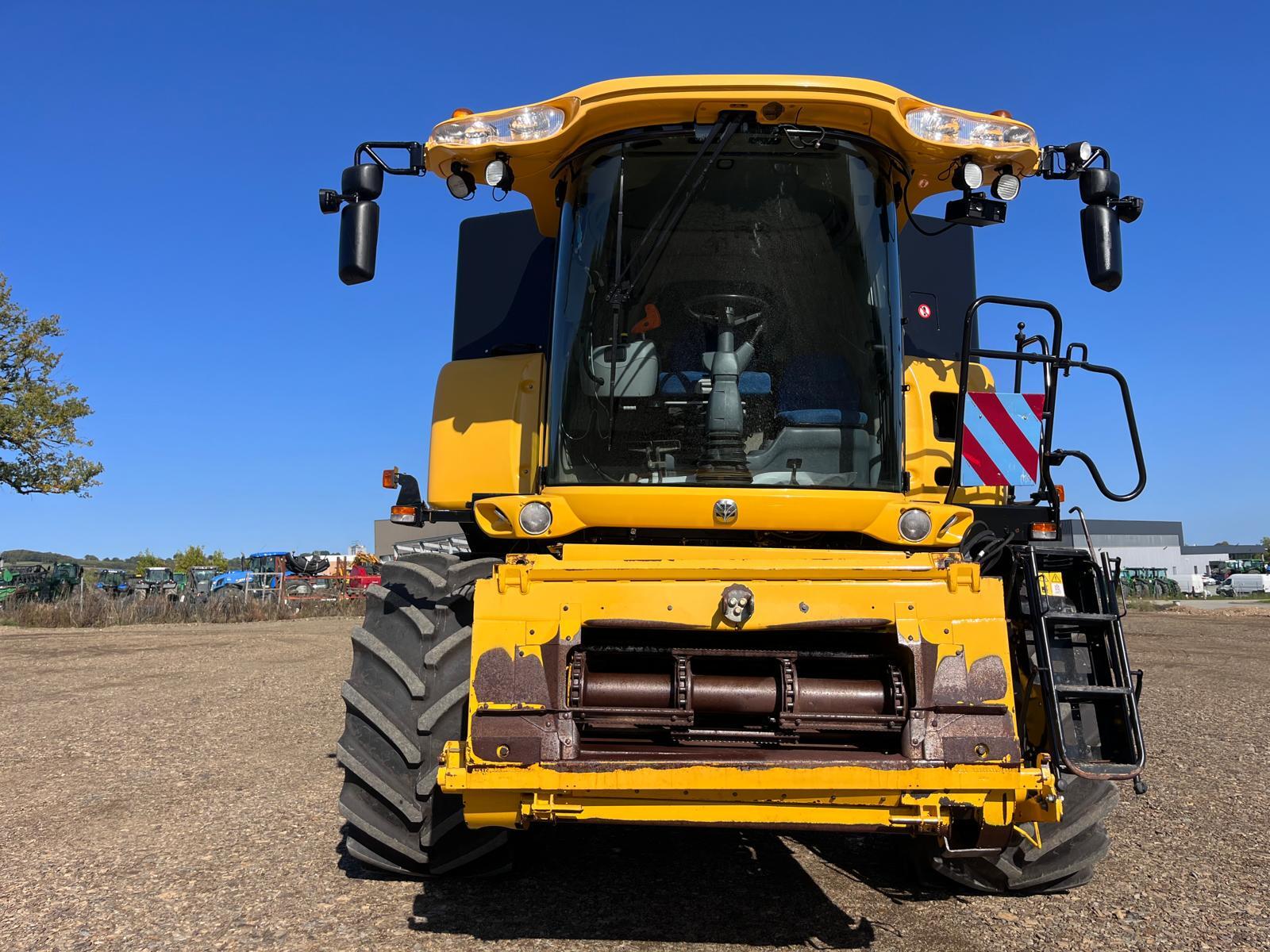 NEW HOLLAND CR 9080 ELEVATION