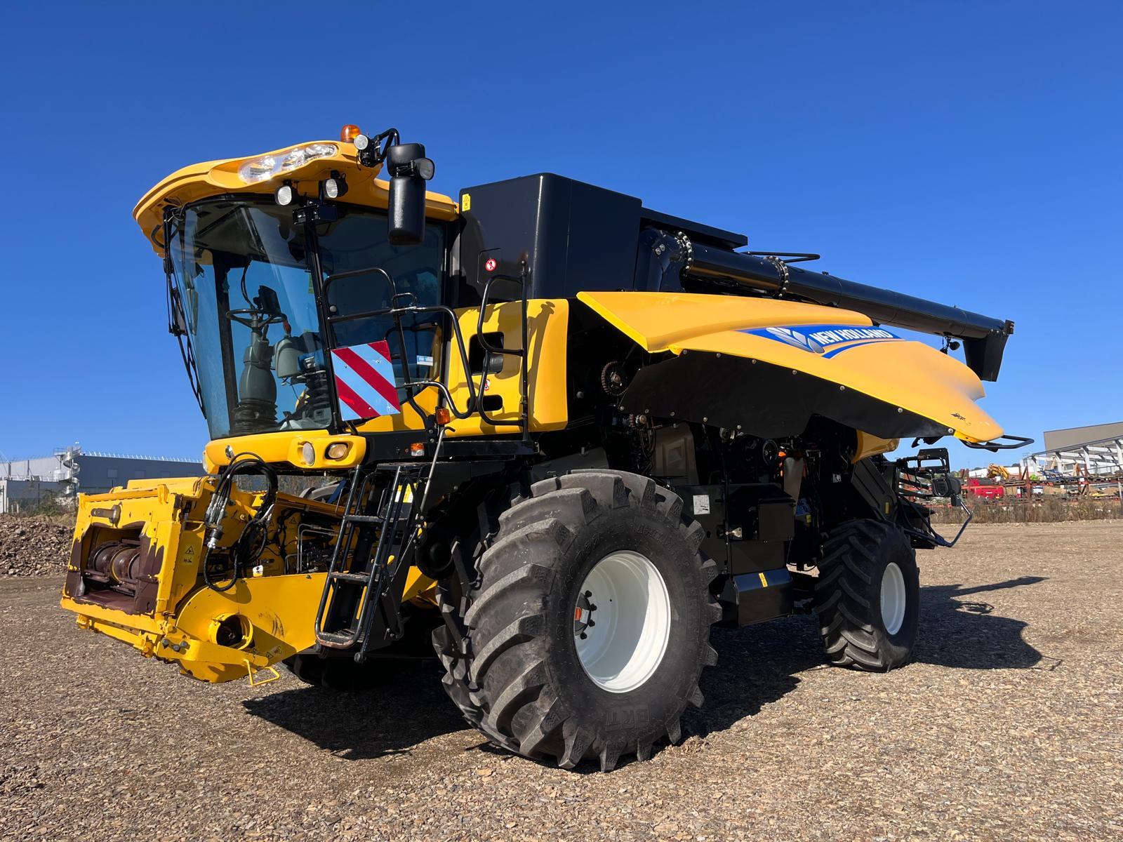 NEW HOLLAND CR 9080 ELEVATION