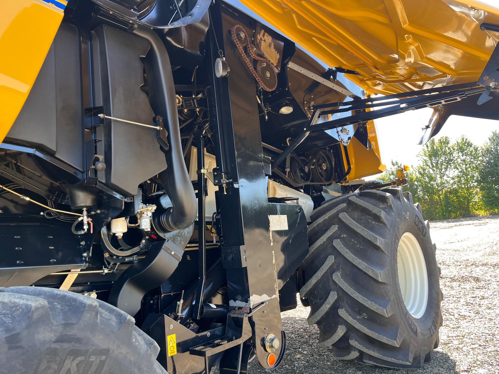 NEW HOLLAND CR 9080 ELEVATION