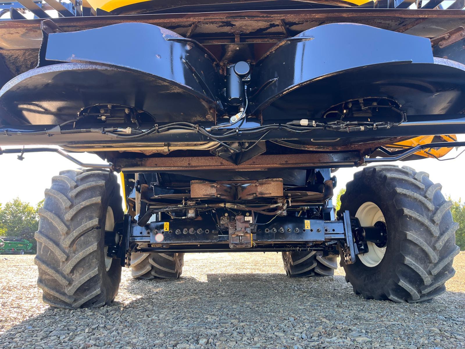NEW HOLLAND CR 9080 ELEVATION