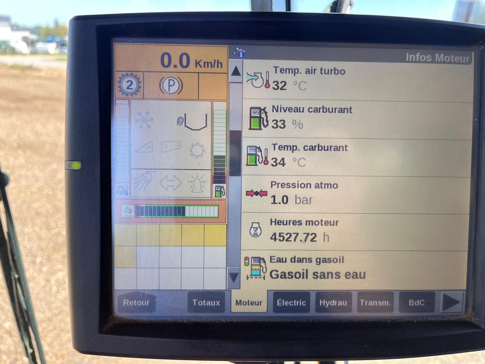 NEW HOLLAND CR 9080 ELEVATION