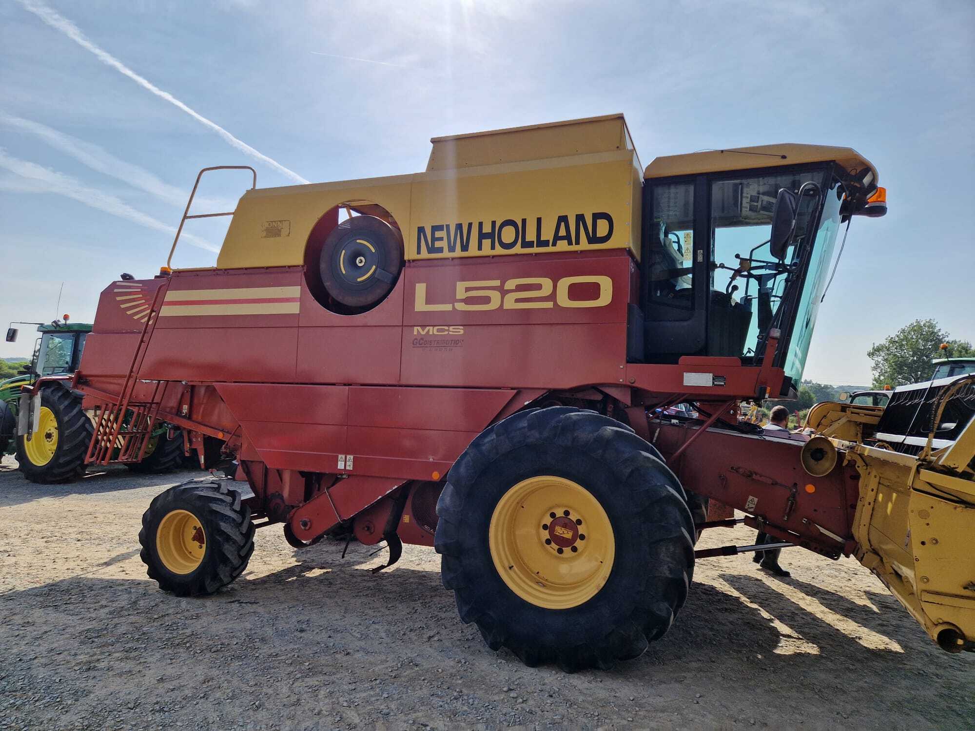NEW HOLLAND L520 MCS