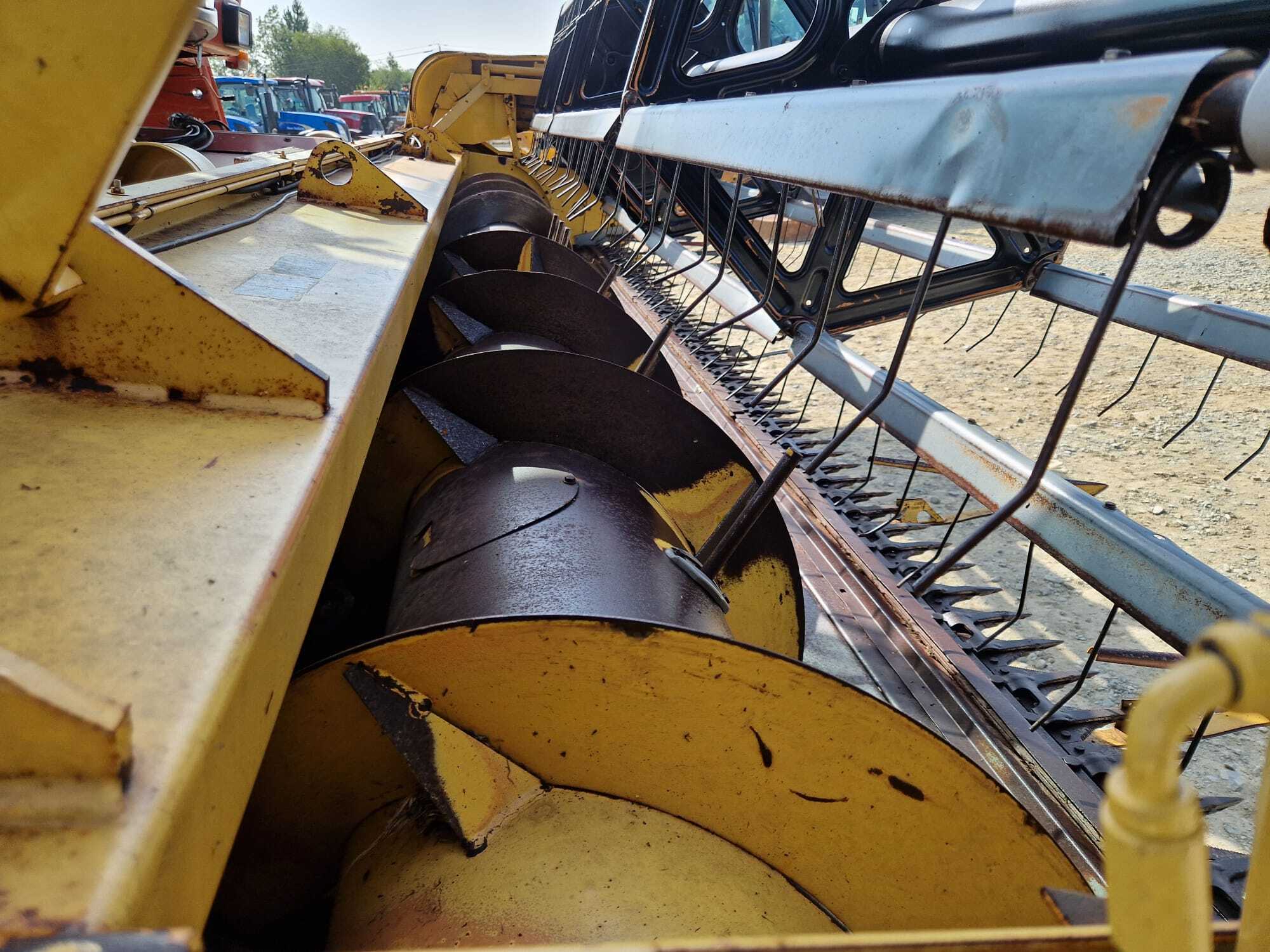 NEW HOLLAND L520 MCS