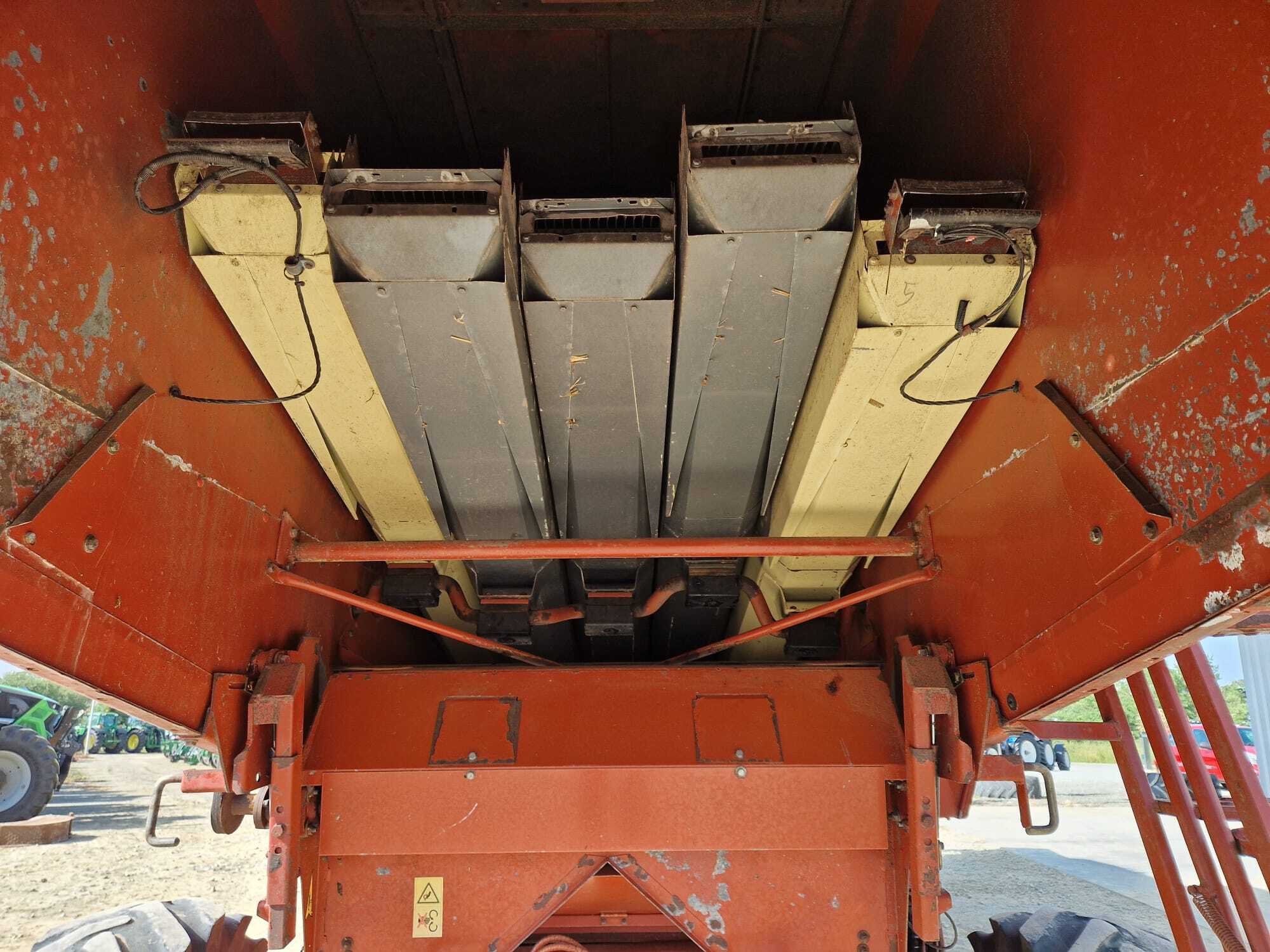 NEW HOLLAND L520 MCS