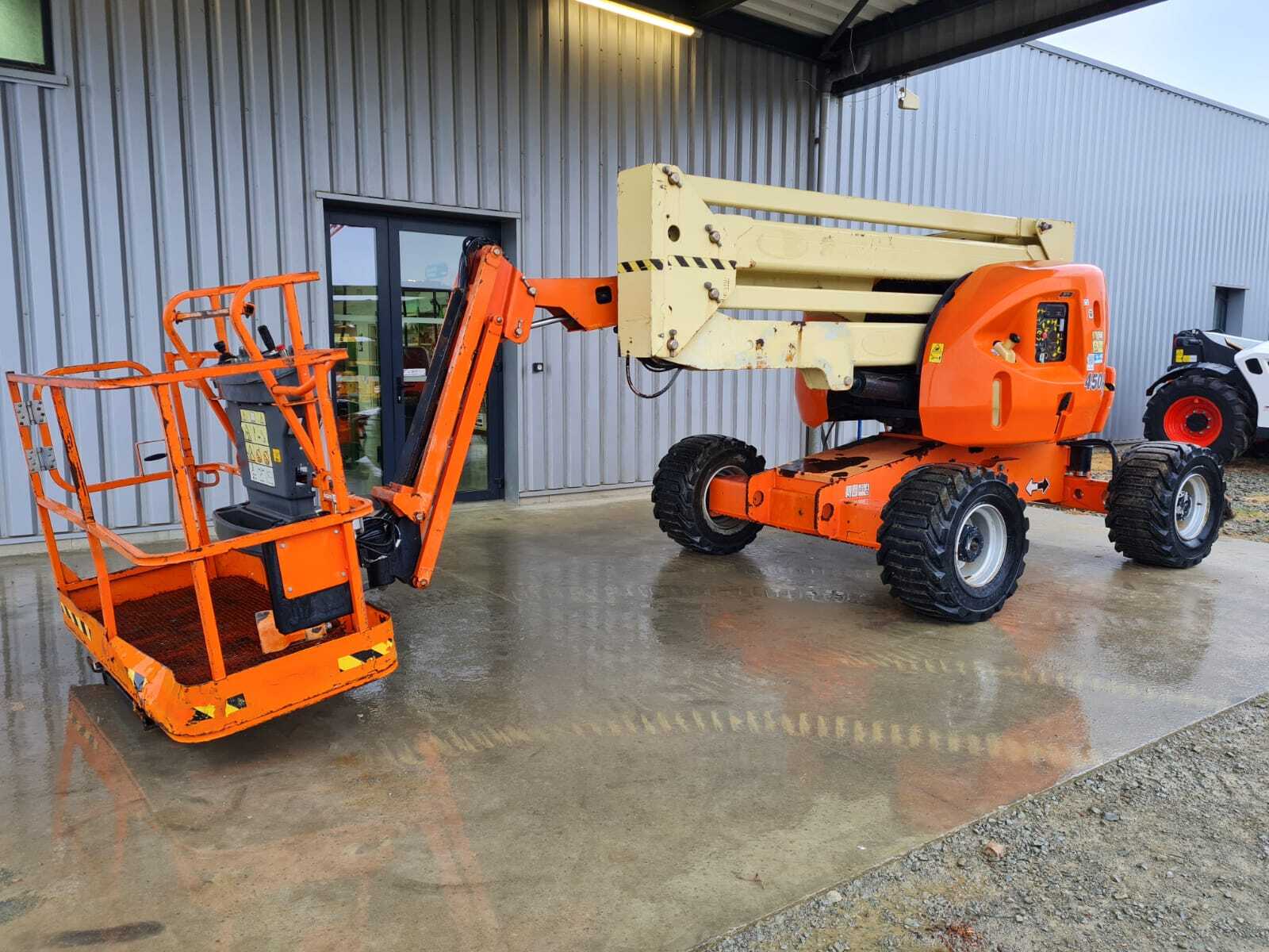 JLG 450AJ II
