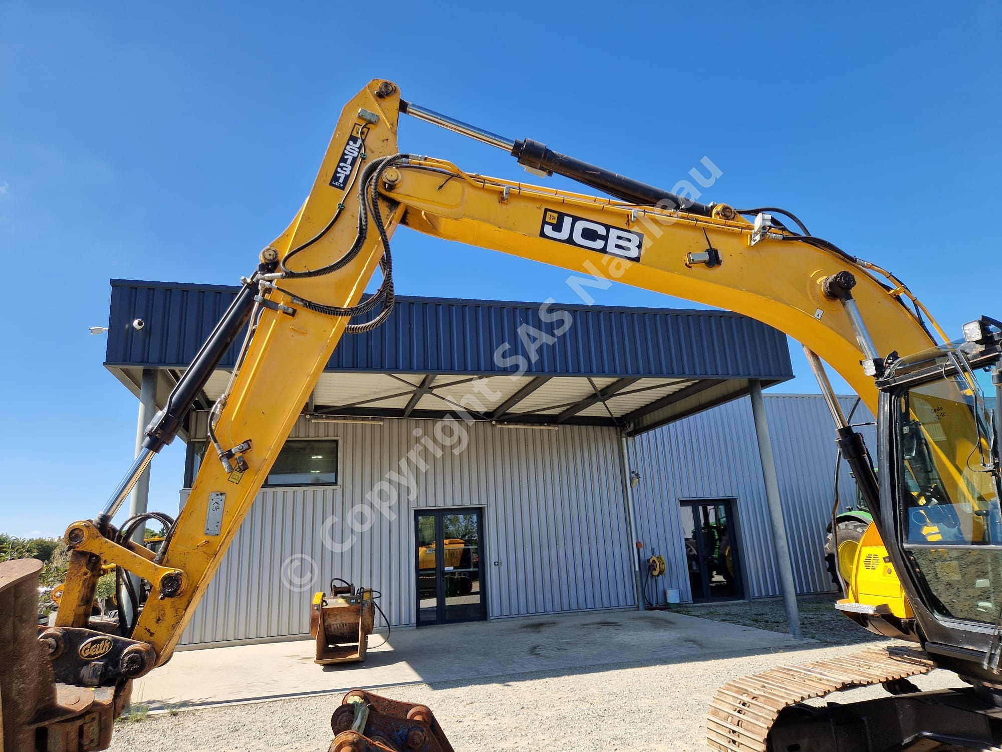 JCB JS131 LC