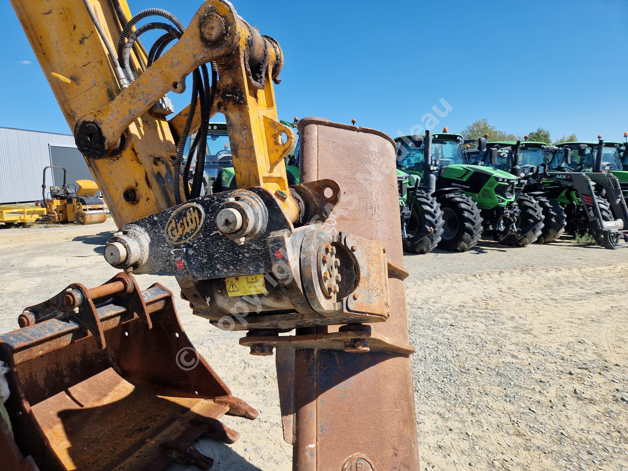 JCB JS131 LC