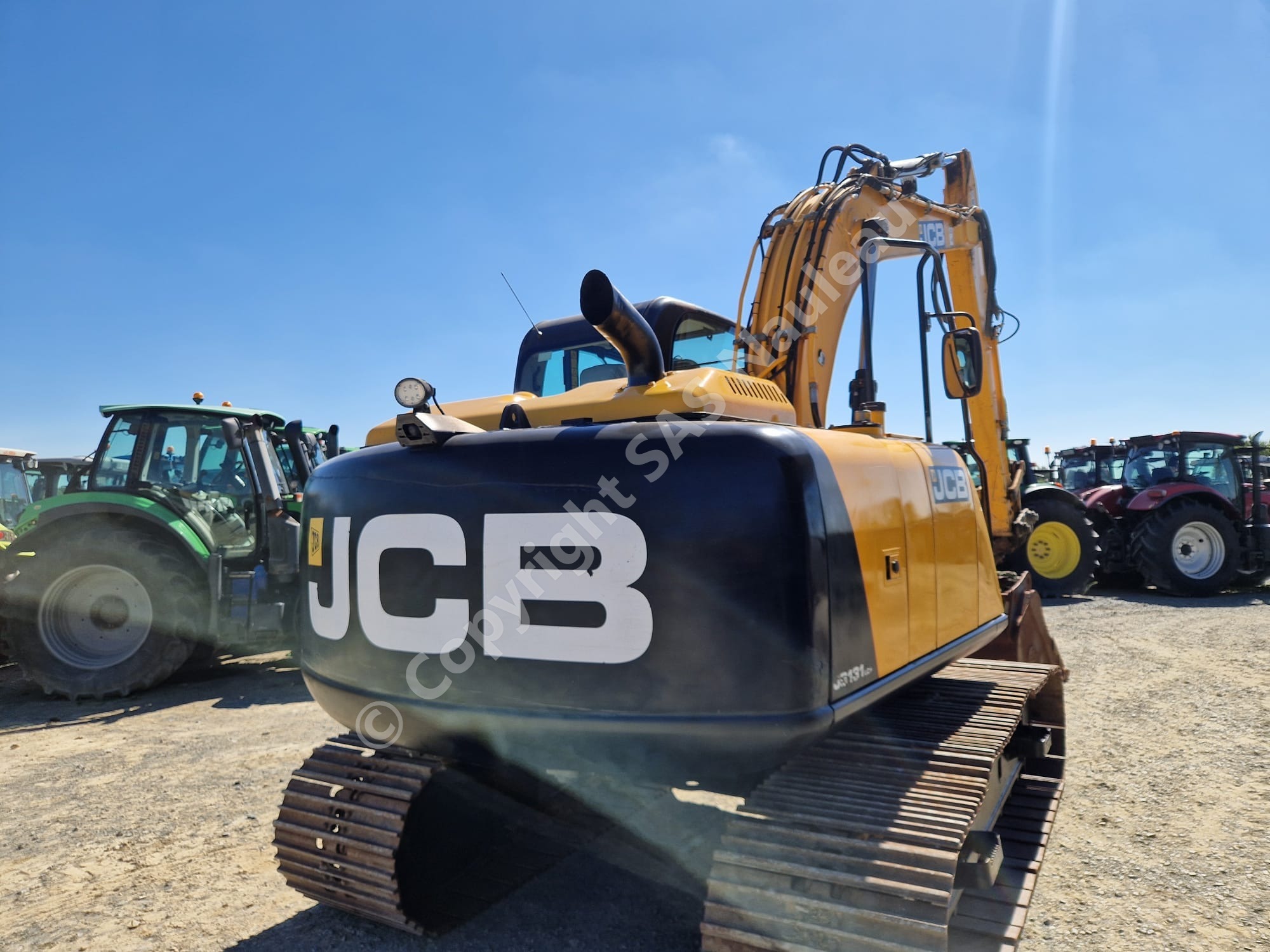 JCB JS131 LC