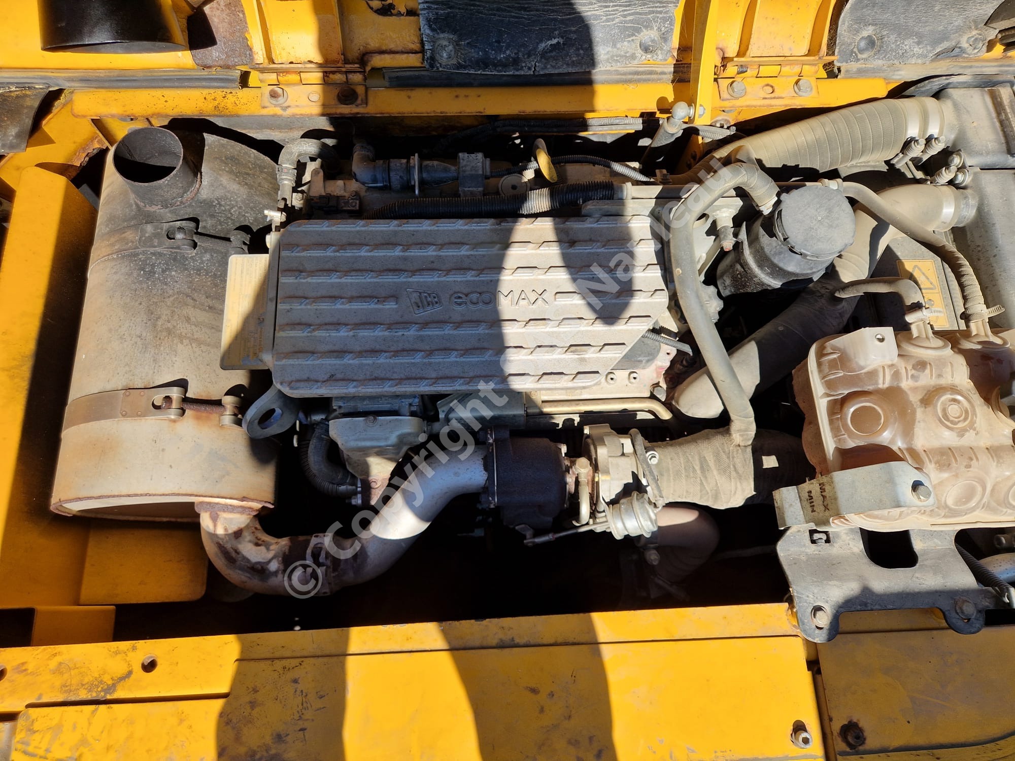 JCB JS131 LC