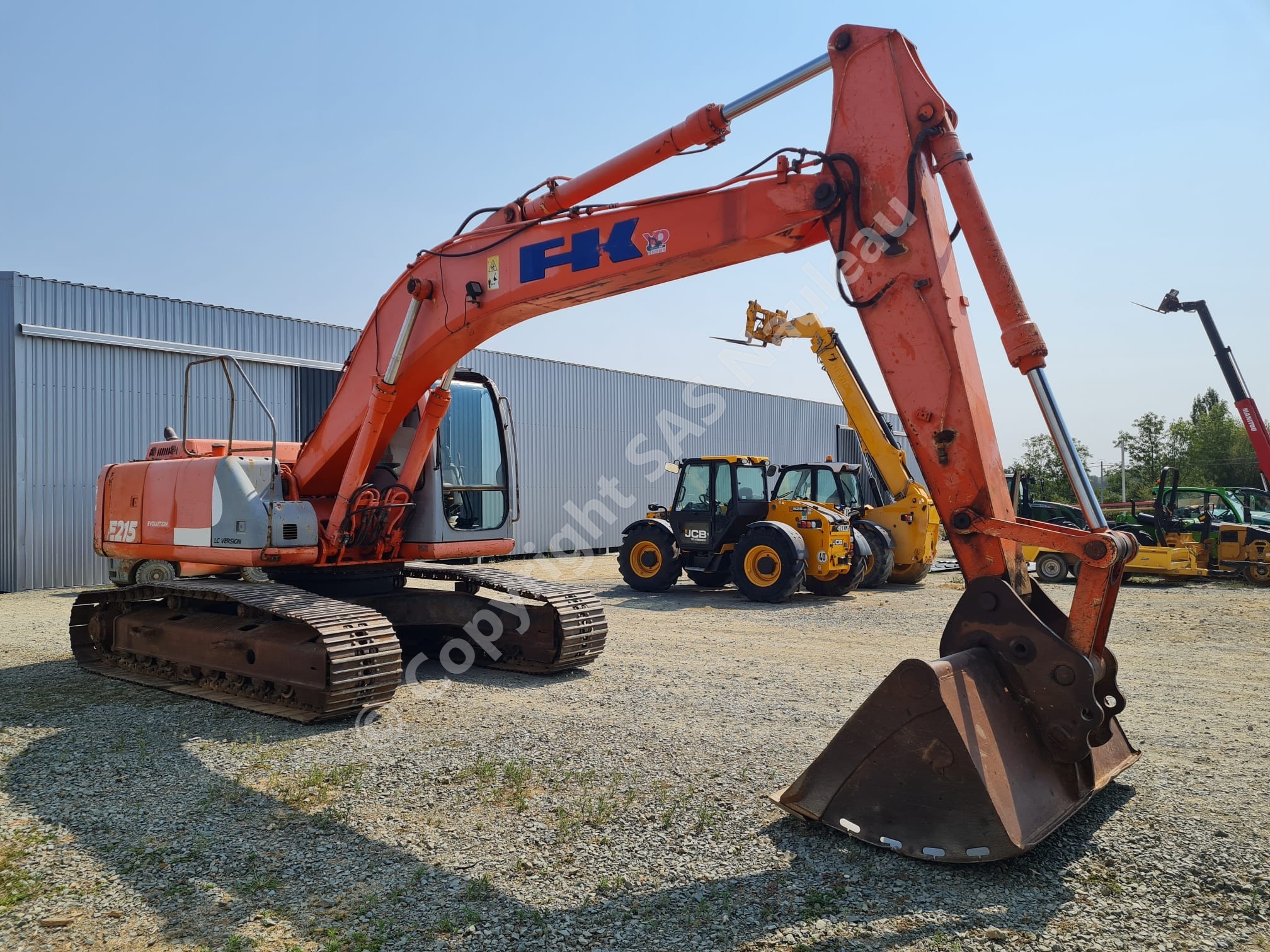 FIAT-KOBELCO E215