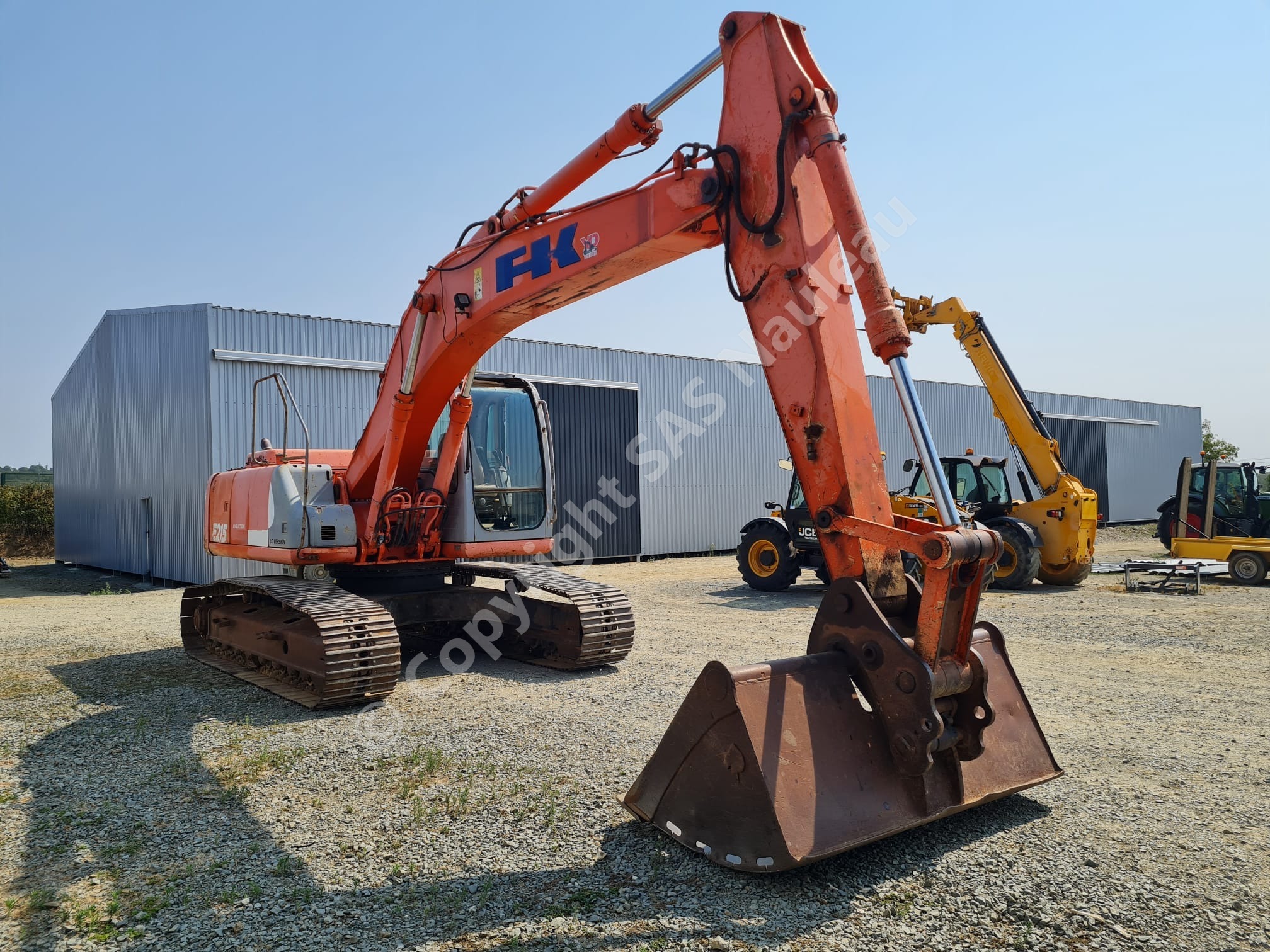 FIAT-KOBELCO E215