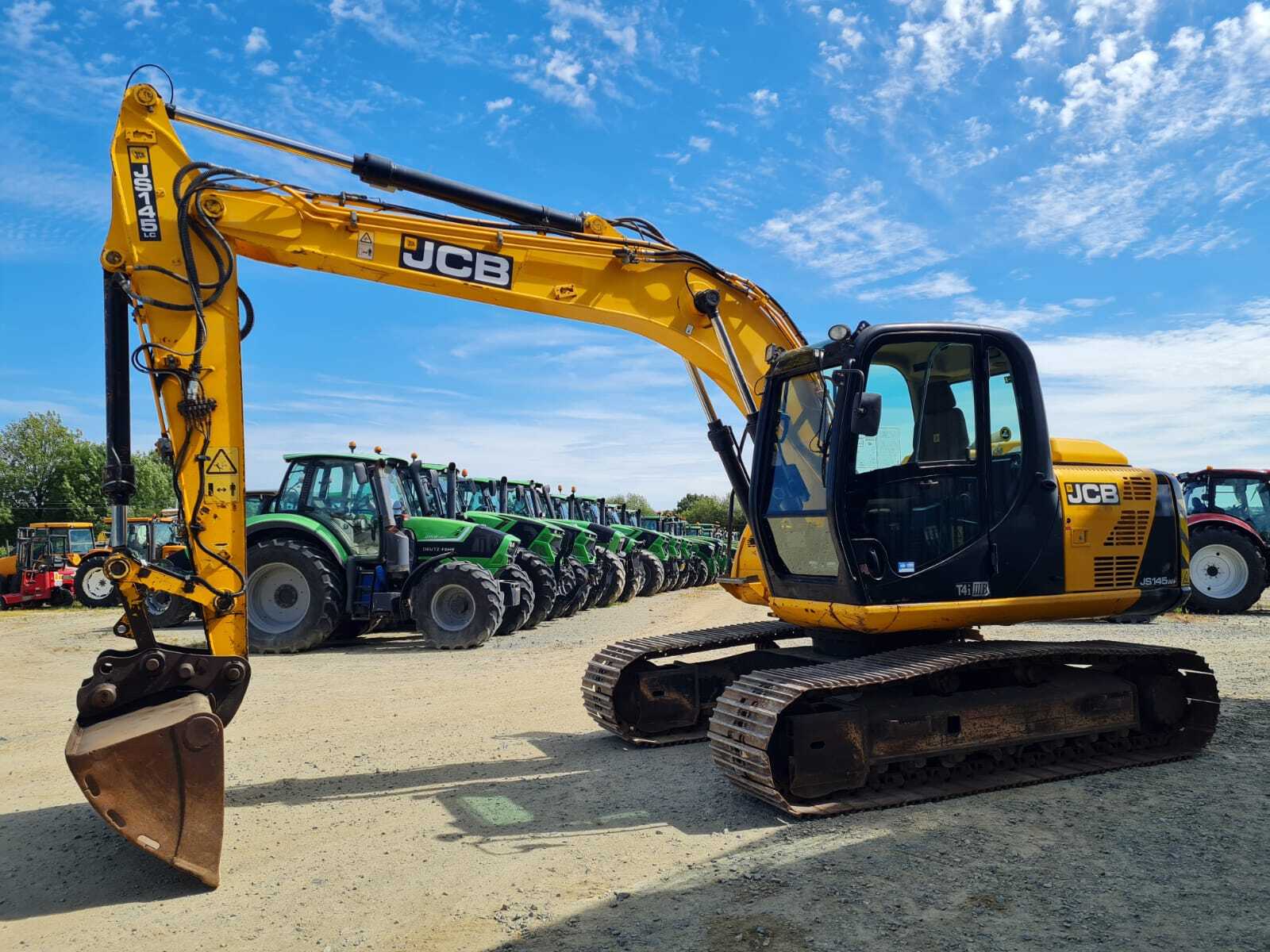 JCB JS145LC