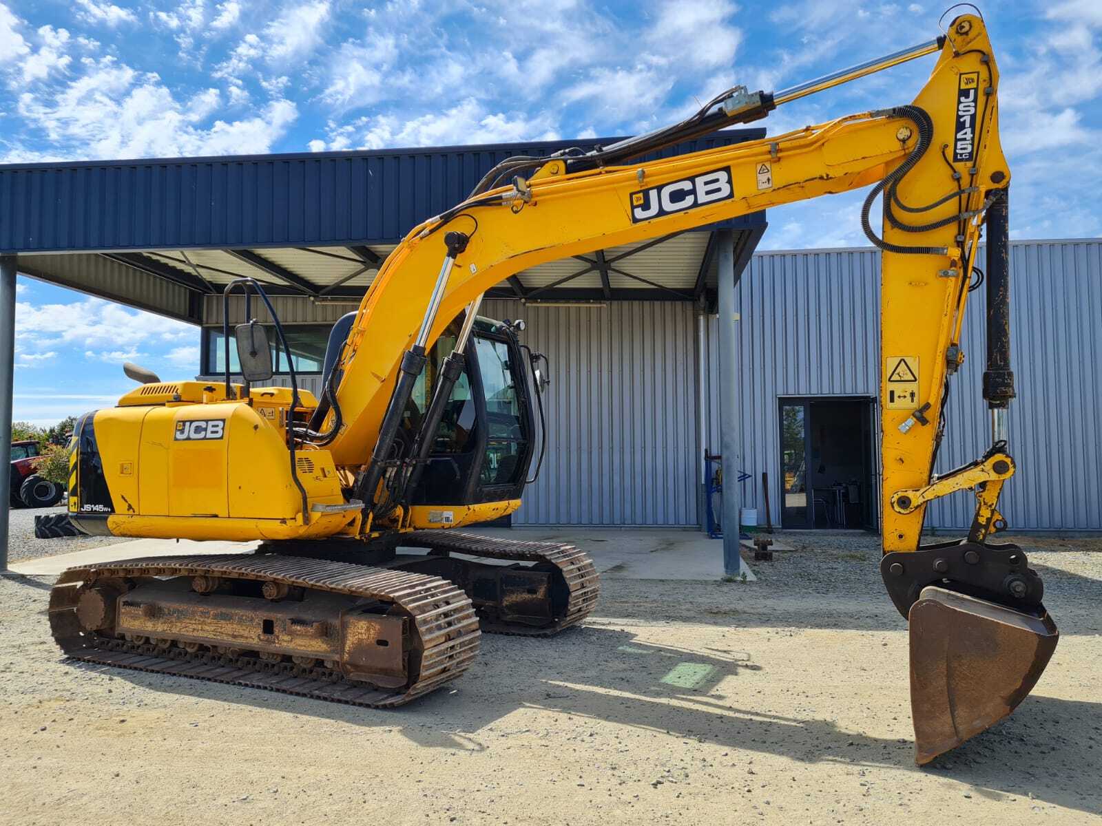 JCB JS145LC