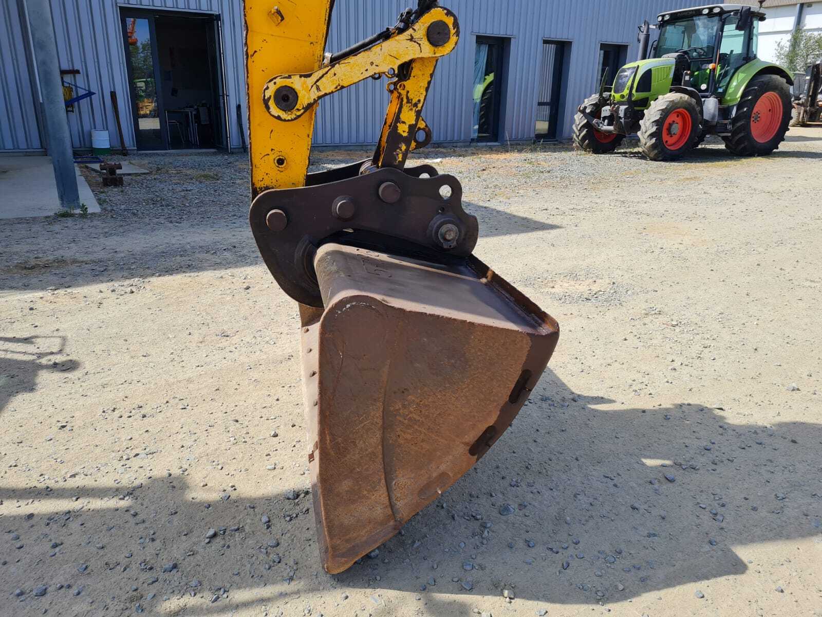 JCB JS145LC