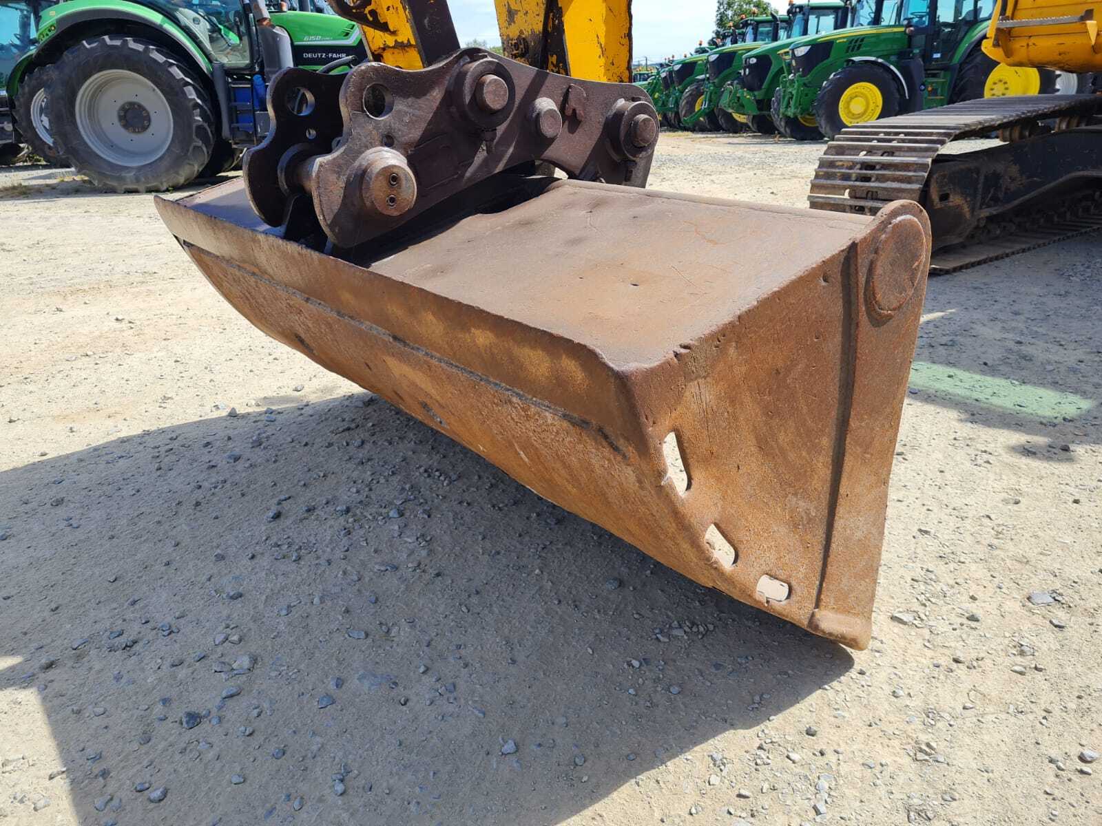 JCB JS145LC