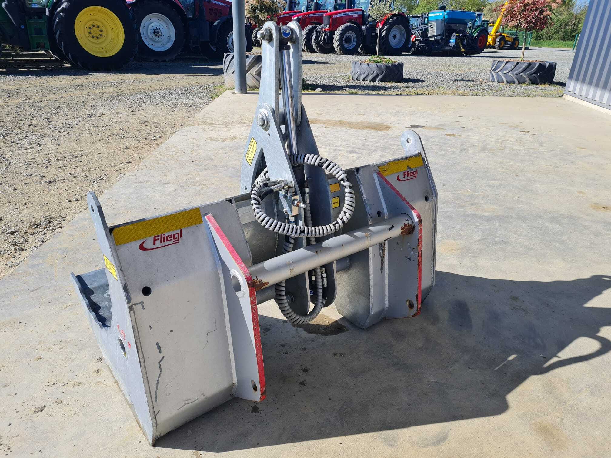 PINCE A BOIS FLIEGL MANITOU