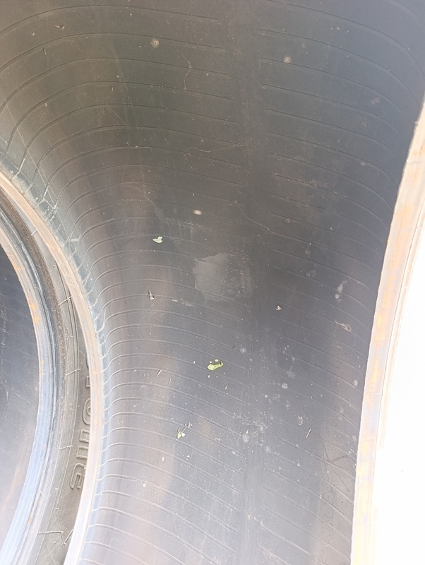 Pneus Bridgestone 650/65/42