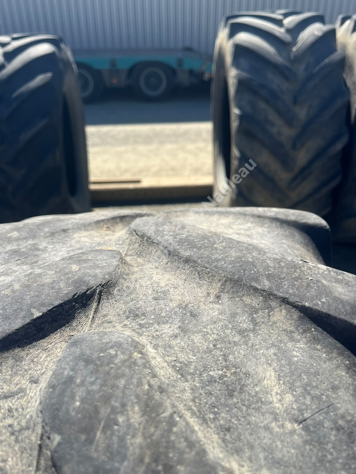 PNEU FIRESTONE 380/70R28