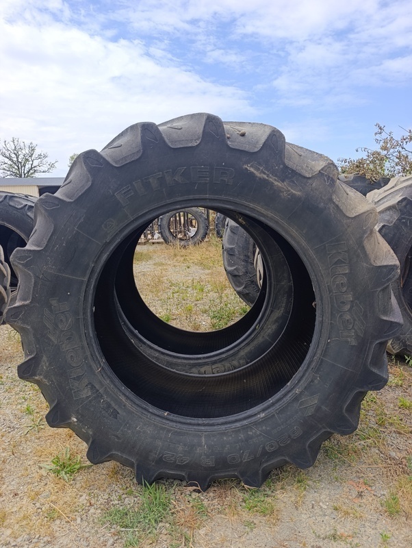 Pneus Kleber 620/70/42