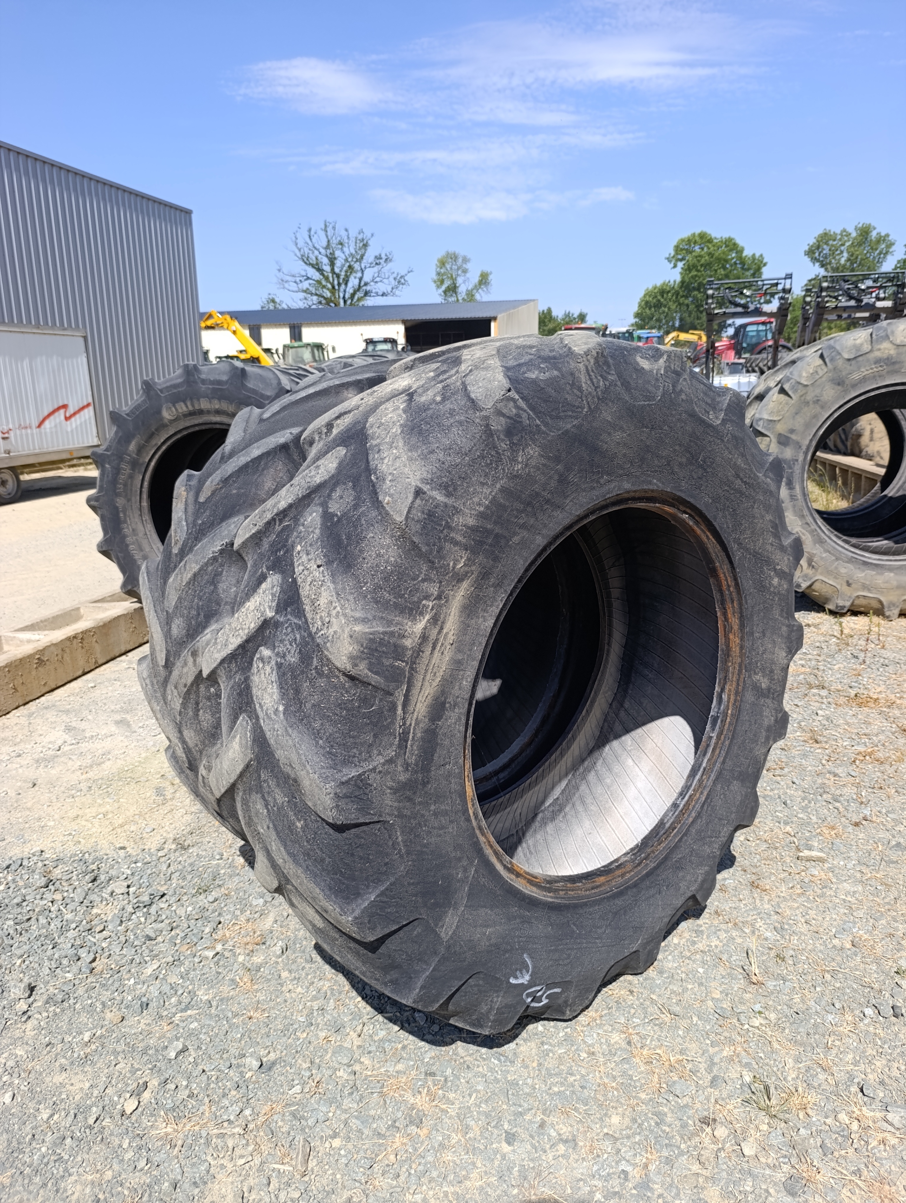 Pneus Michelin 340/85/24