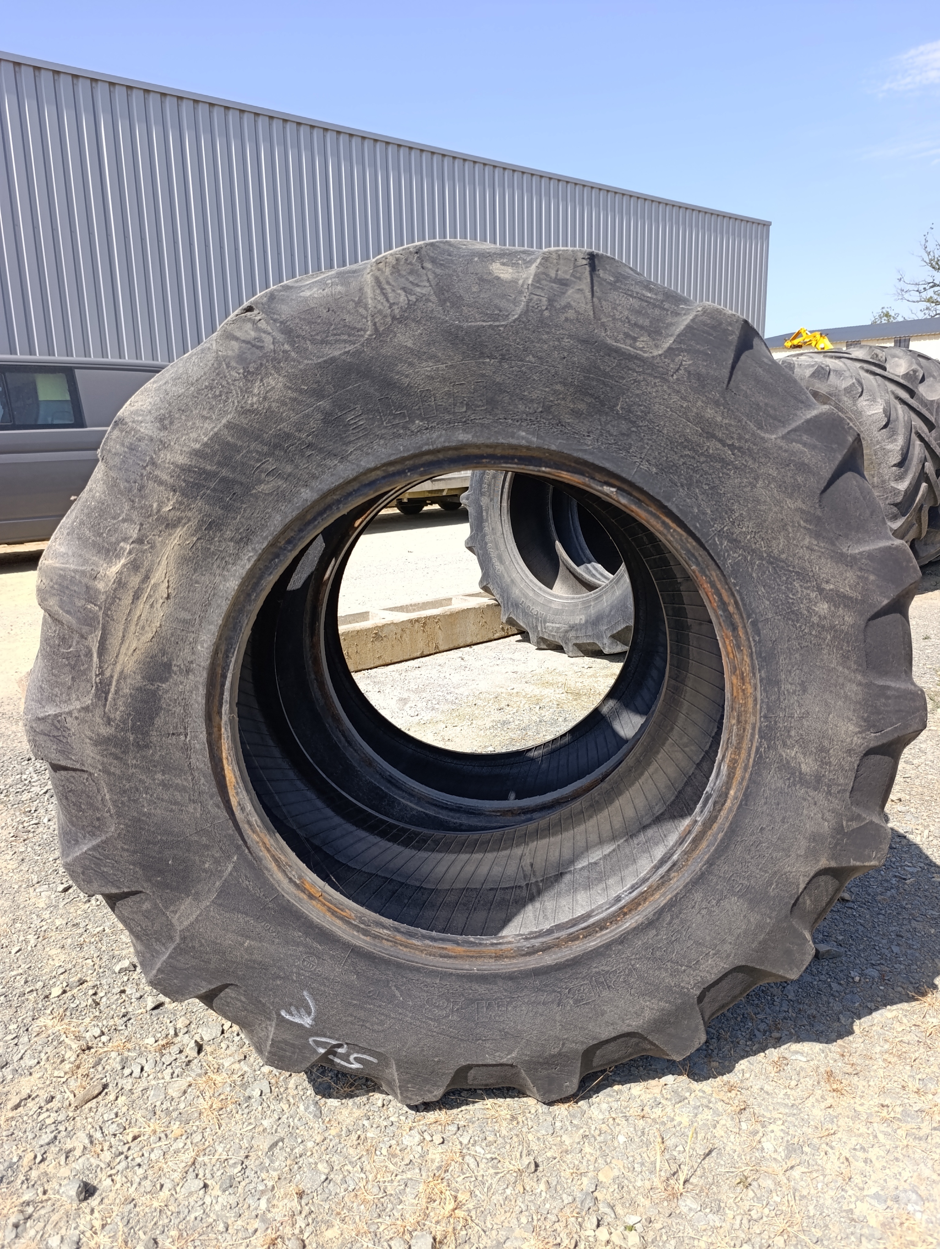 Pneus Michelin 340/85/24
