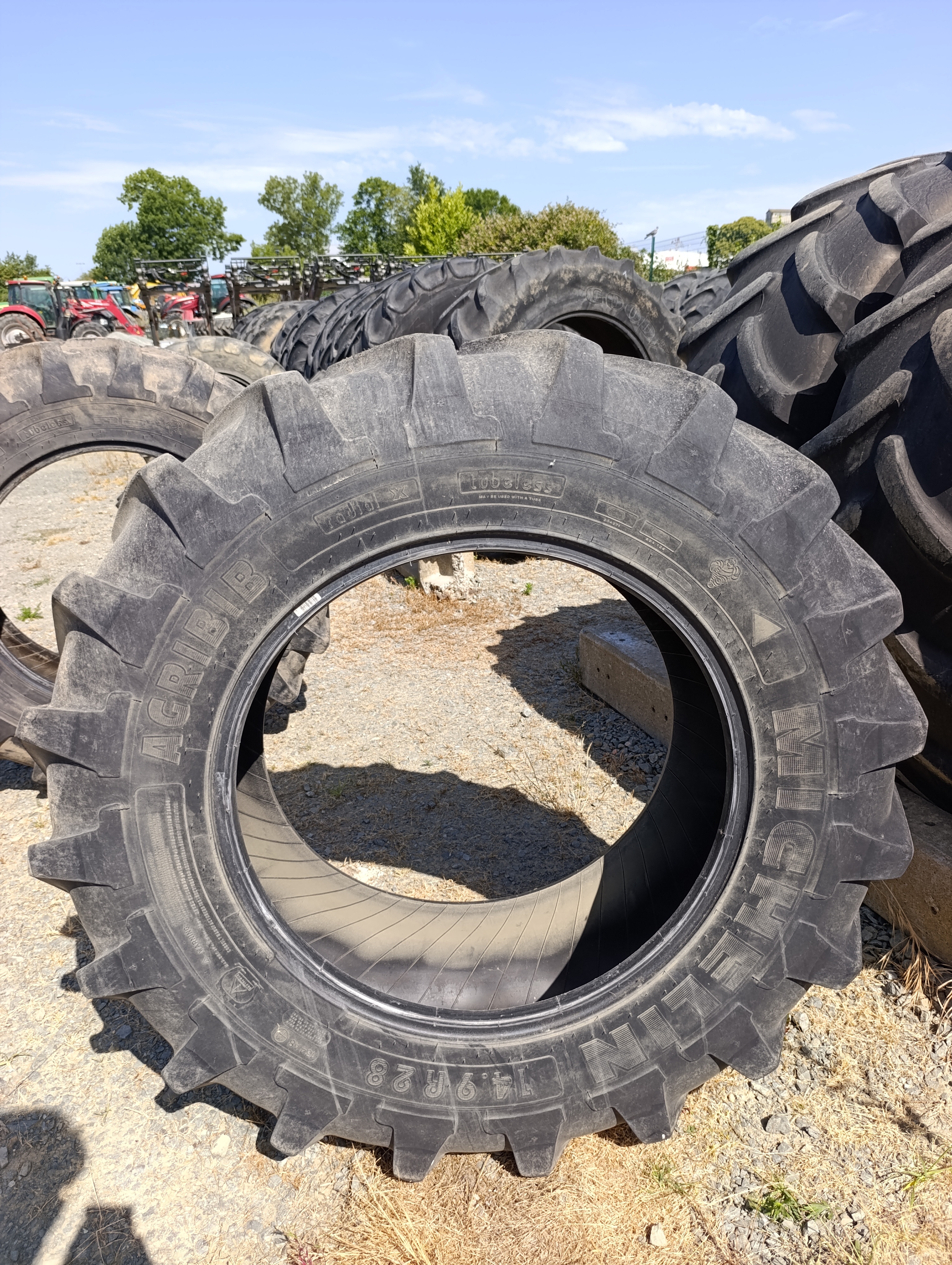 Pneu Michelin 380/85/28