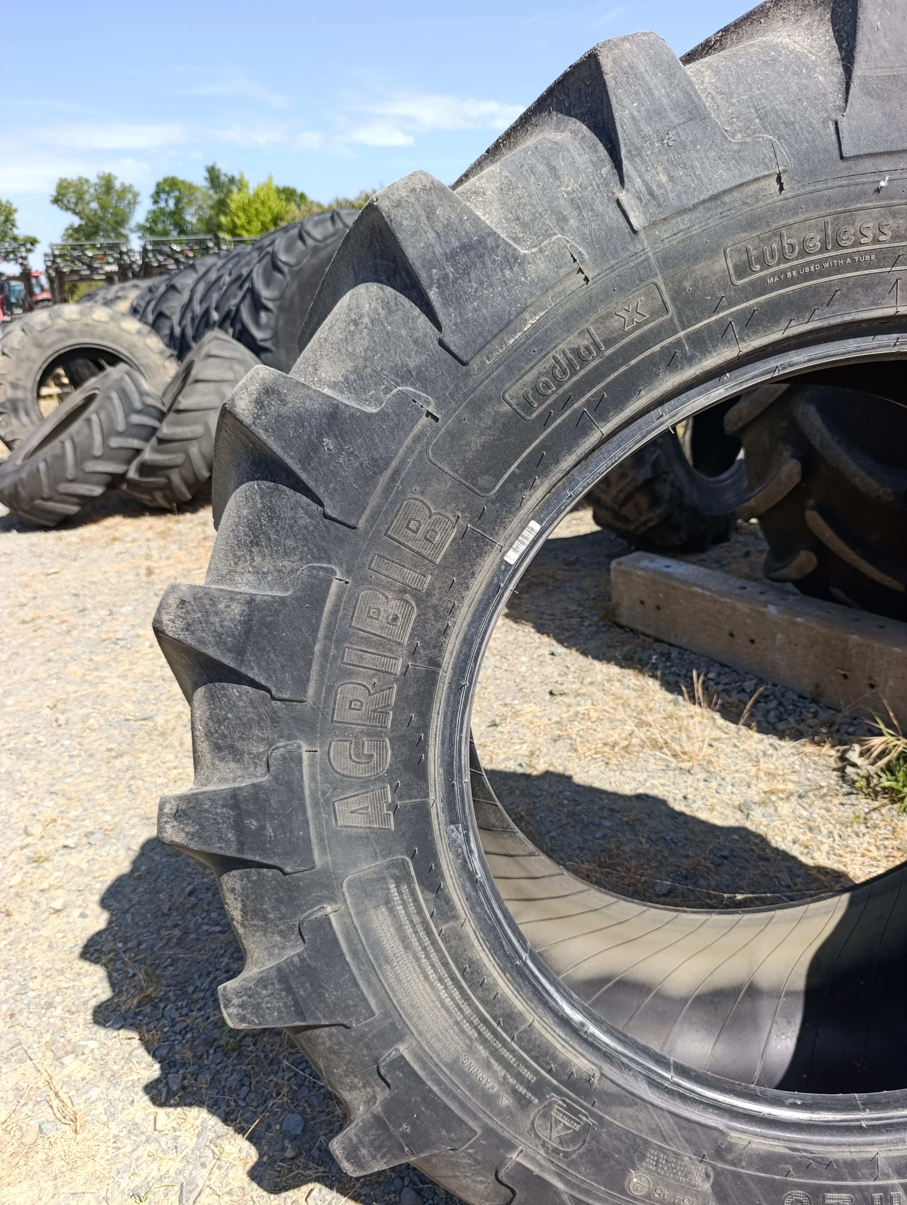 Pneu Michelin 380/85/28