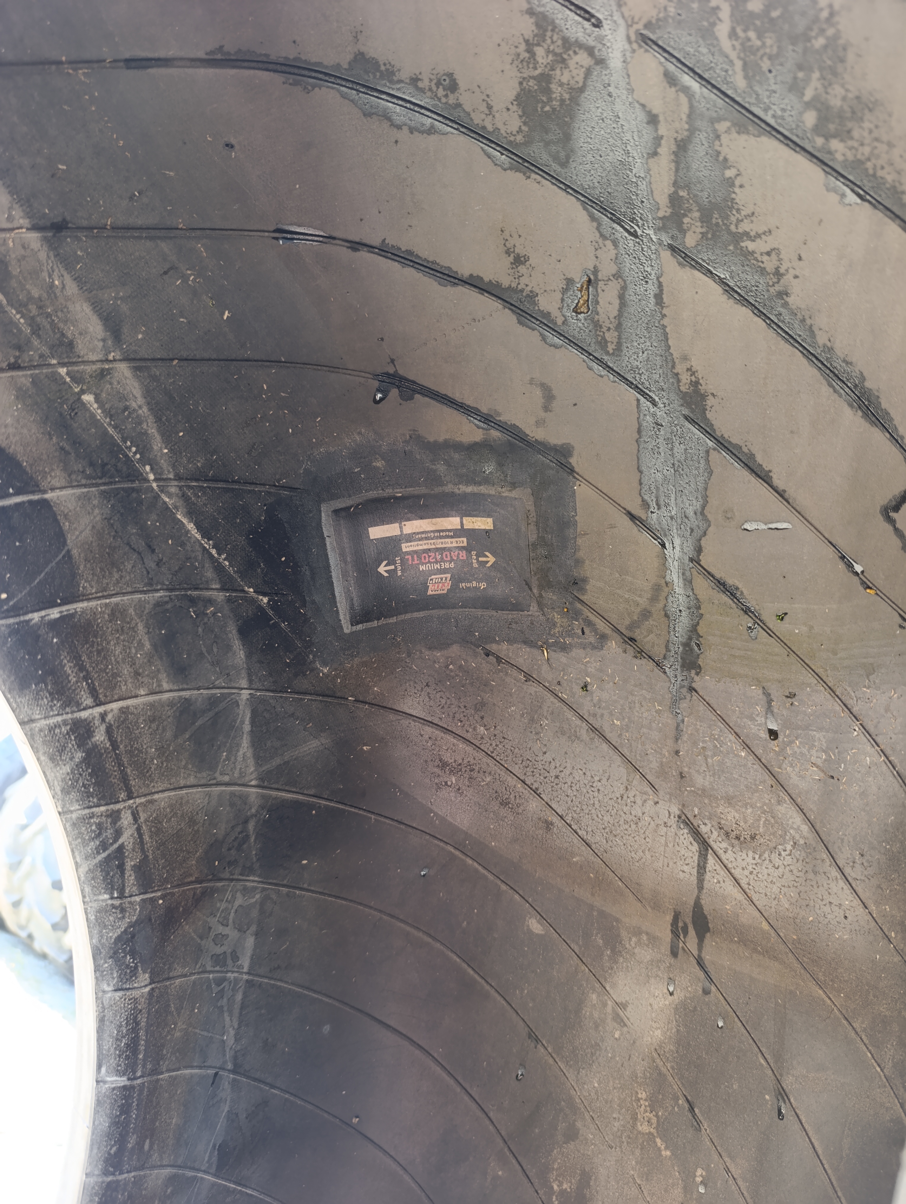 Pneu Michelin 380/85/28