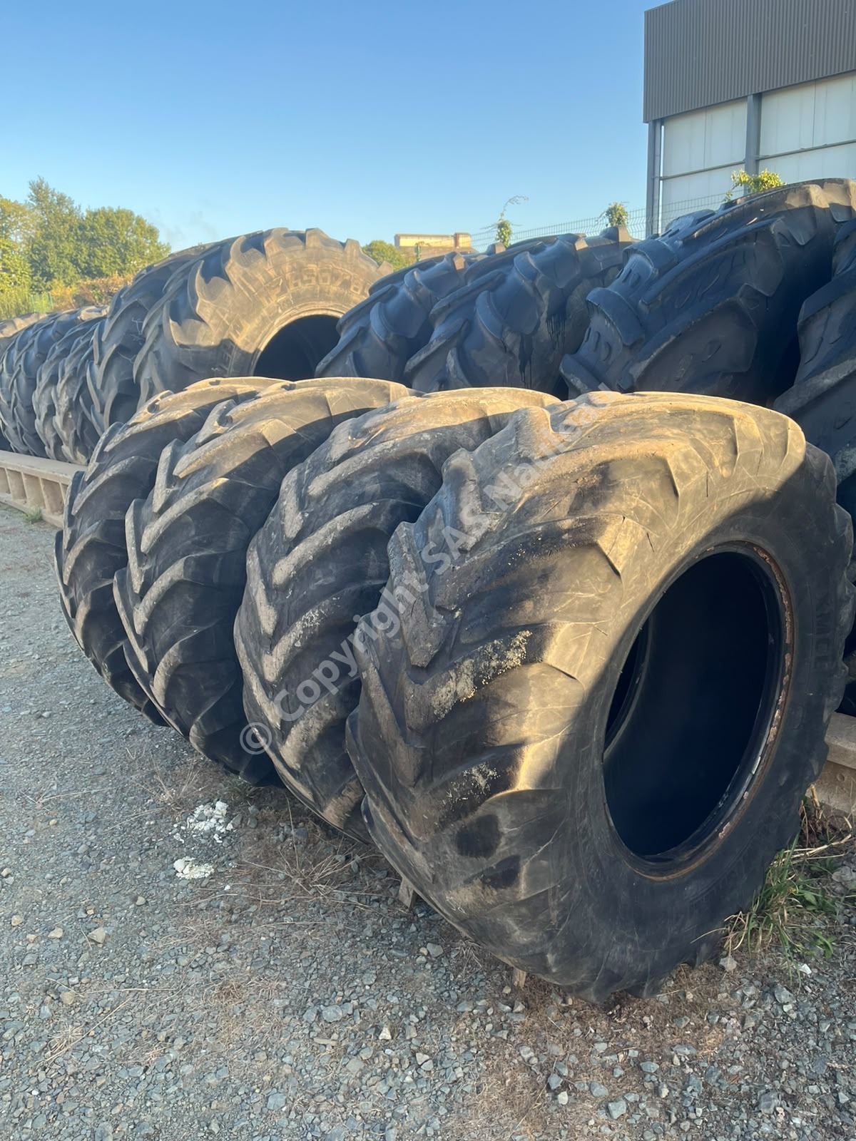 PNEU MICHELIN 460/70R24