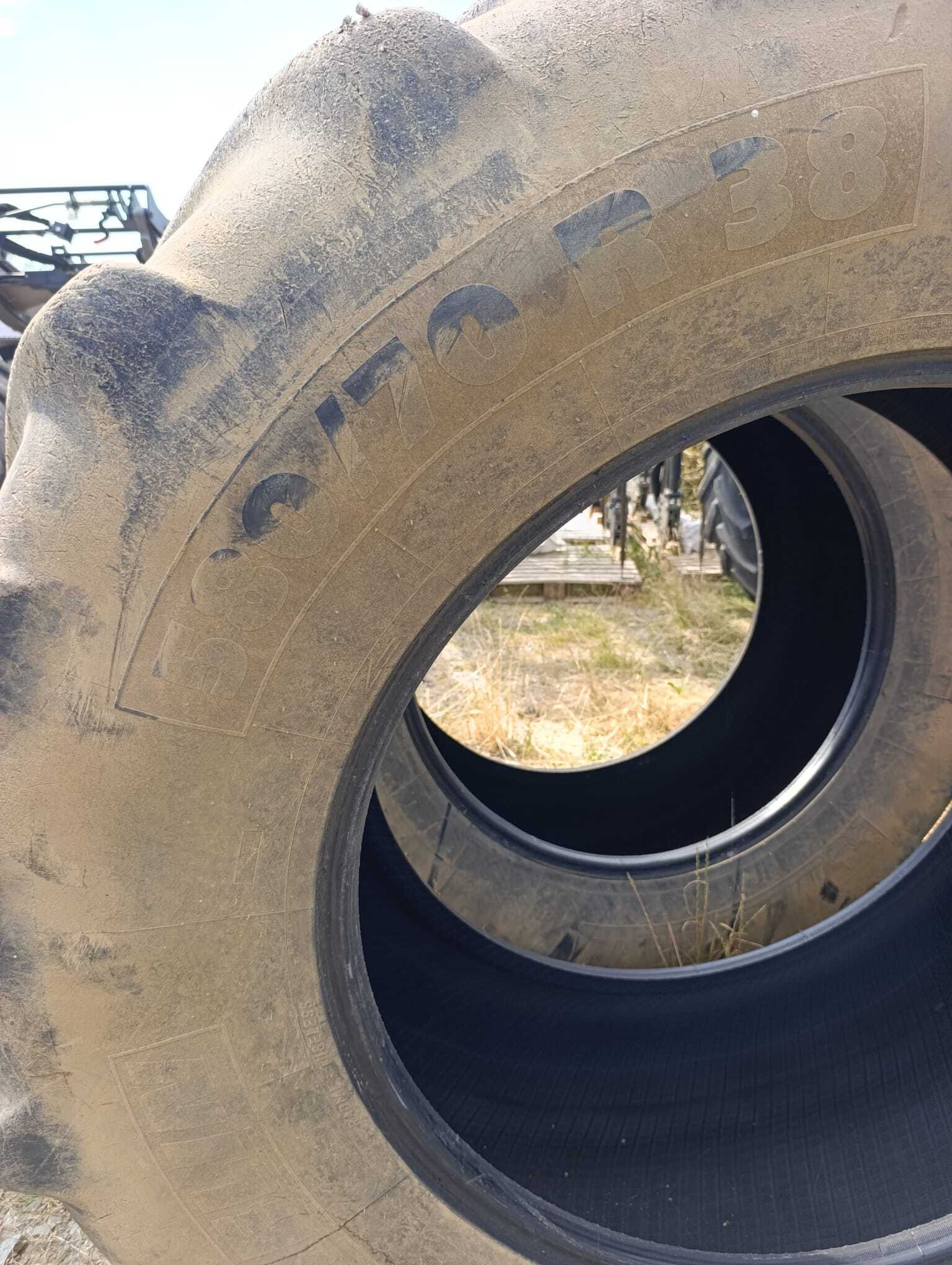 Pneus Michelin 580/70/38