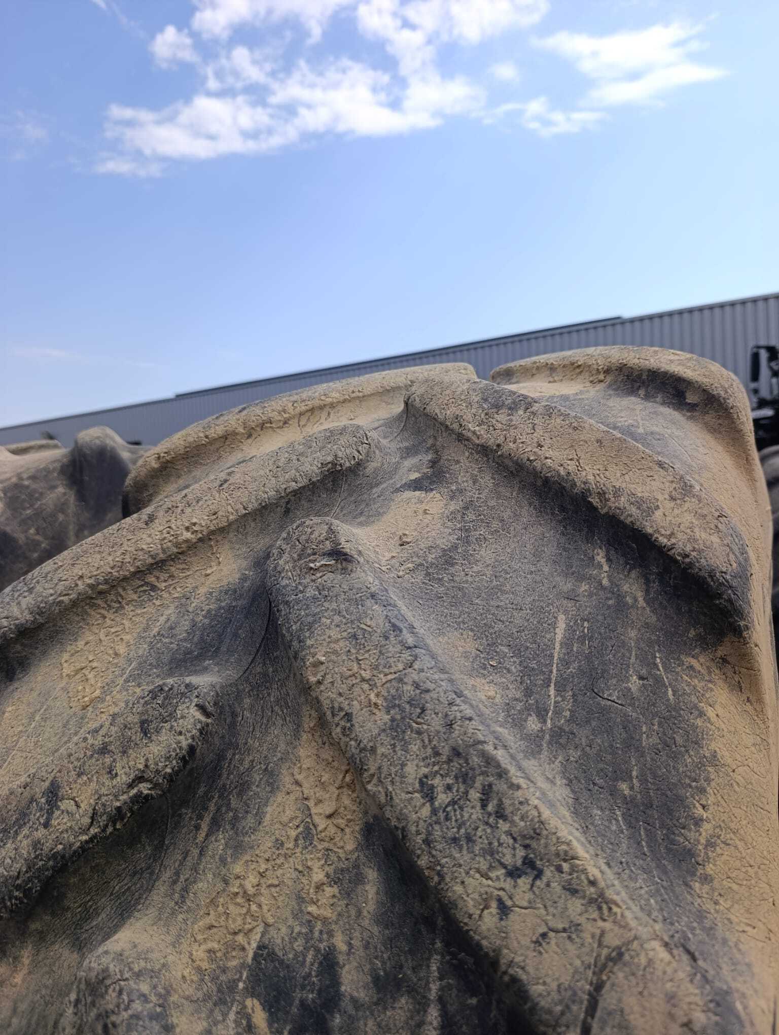 Pneus Michelin 580/70/38
