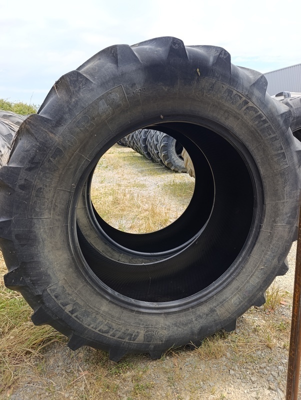 Pneus Michelin 620/70/42