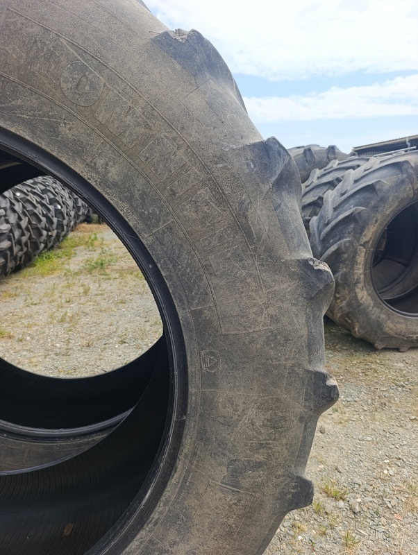 Pneus Michelin 620/70/42