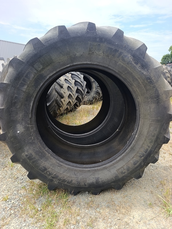 Pneus Michelin 620/70/42