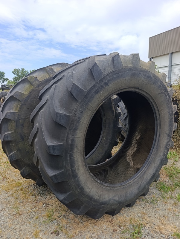 Pneus Michelin 620/70/42