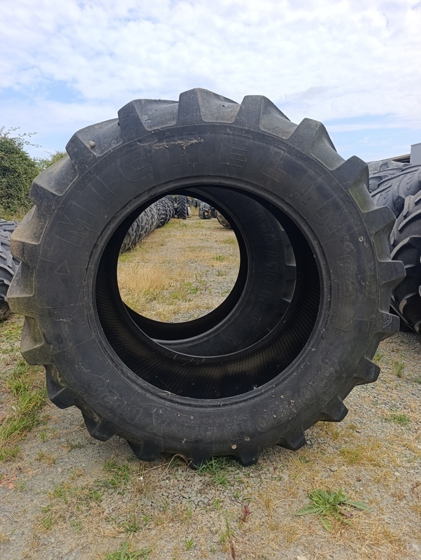 Pneus Michelin 620/70/42