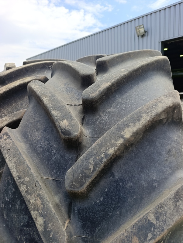 Pneus Michelin 650/65/38