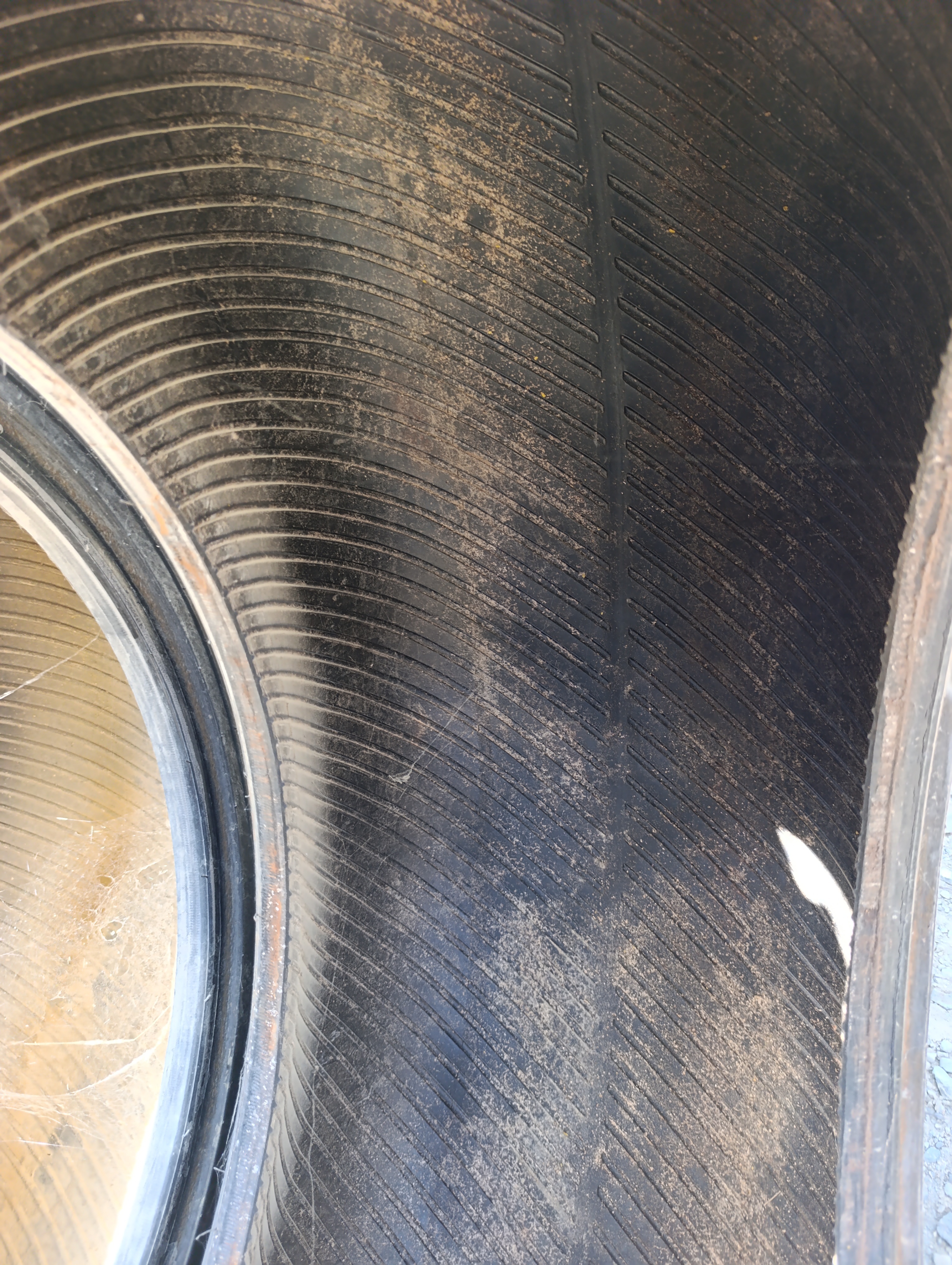 Pneus Pirelli 420/85/28