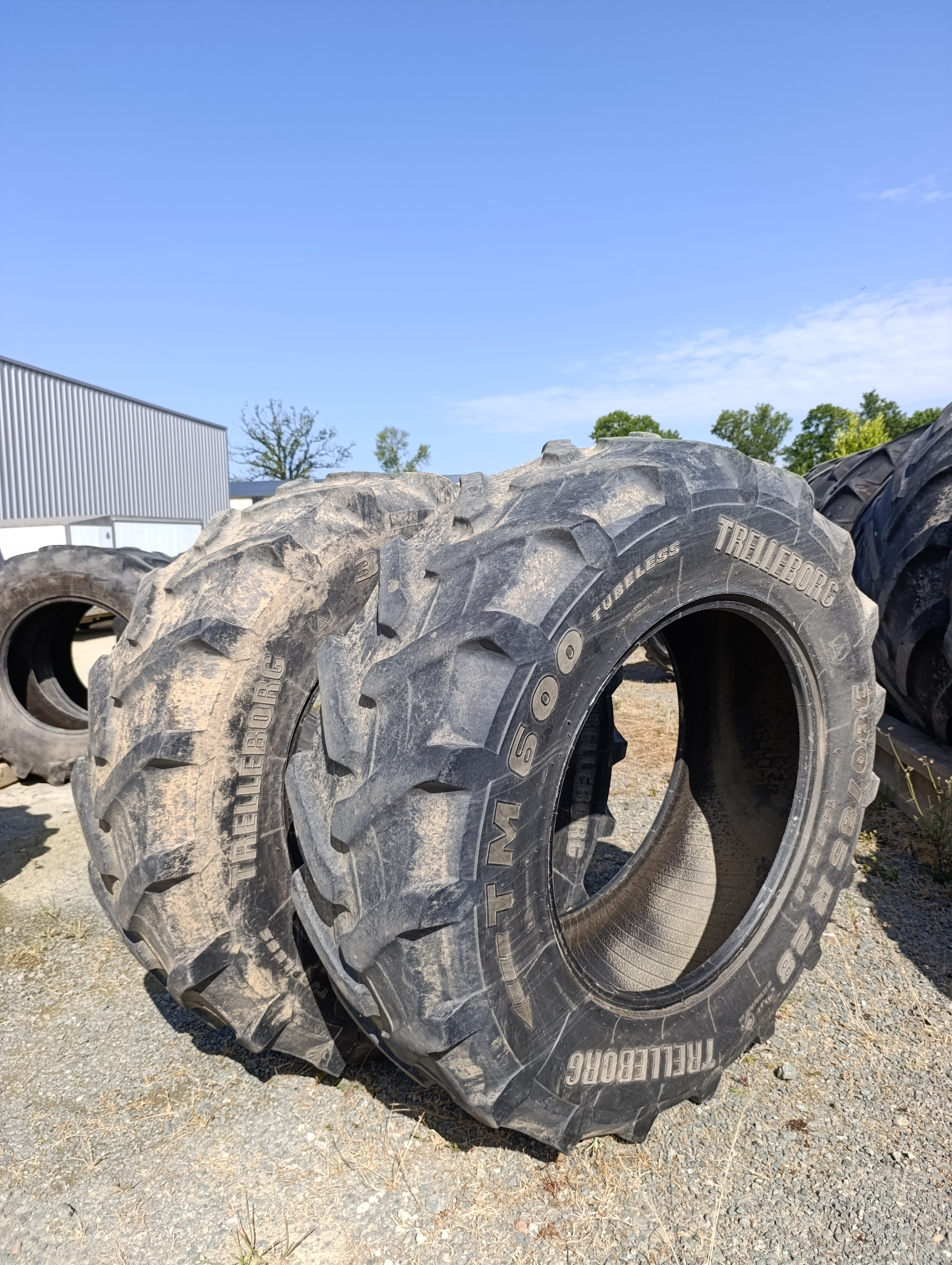 Pneus Trelleborg 380/85/28