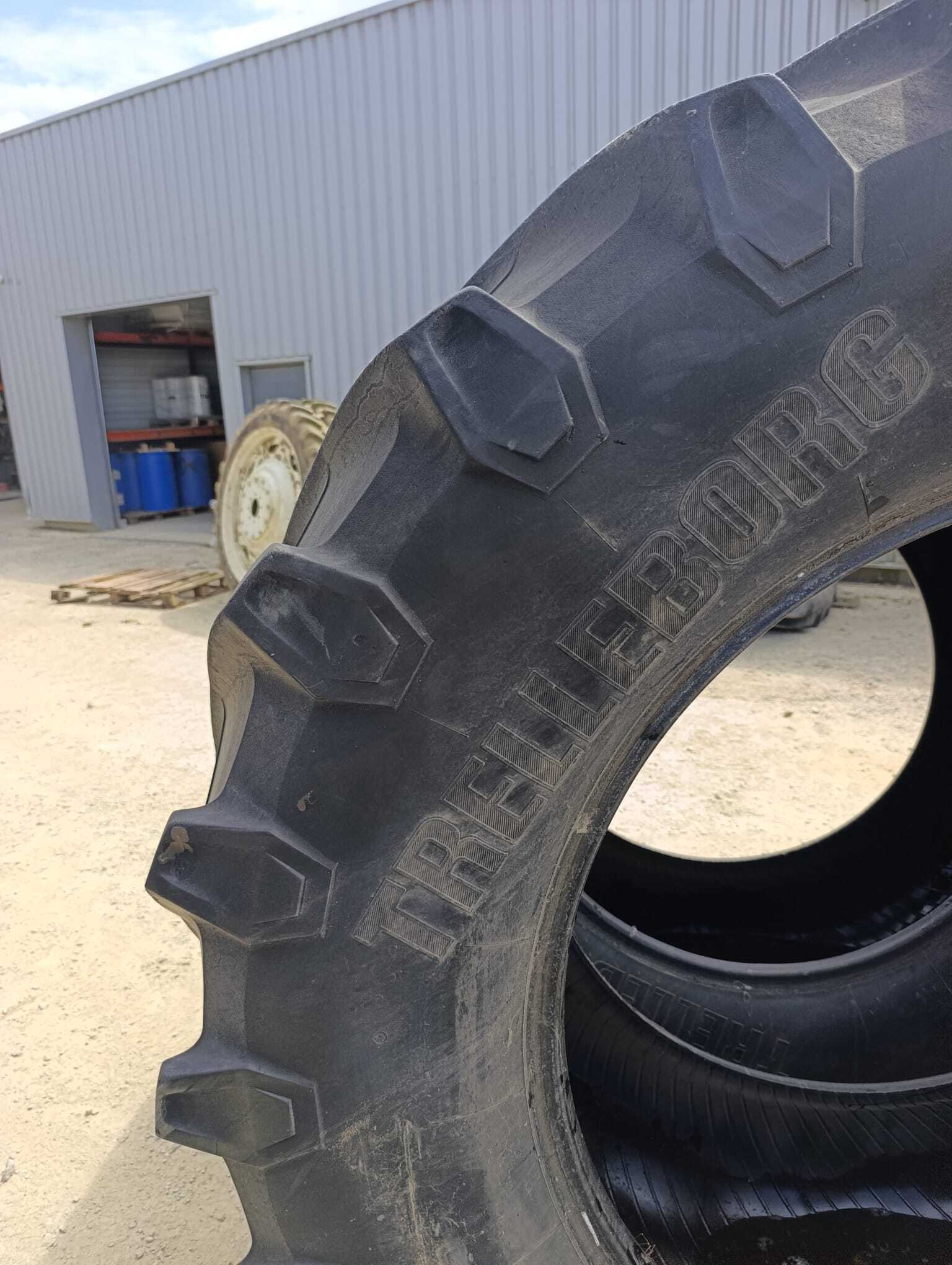 Pneus Trelleborg 650/65/38