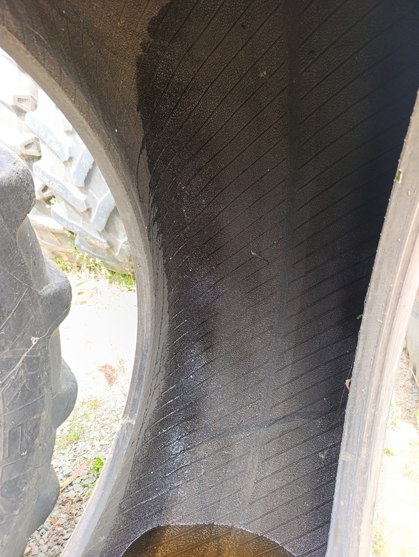 Pneus Vredestein 620/70/42