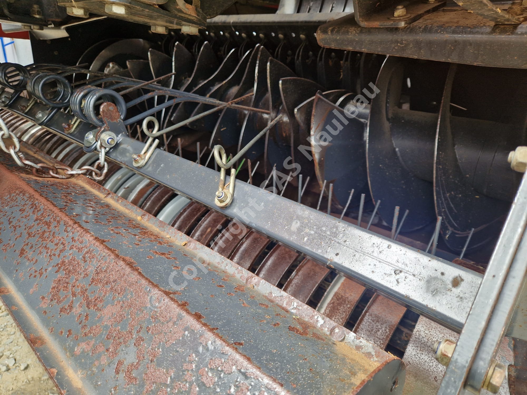 KUHN LSB 1290