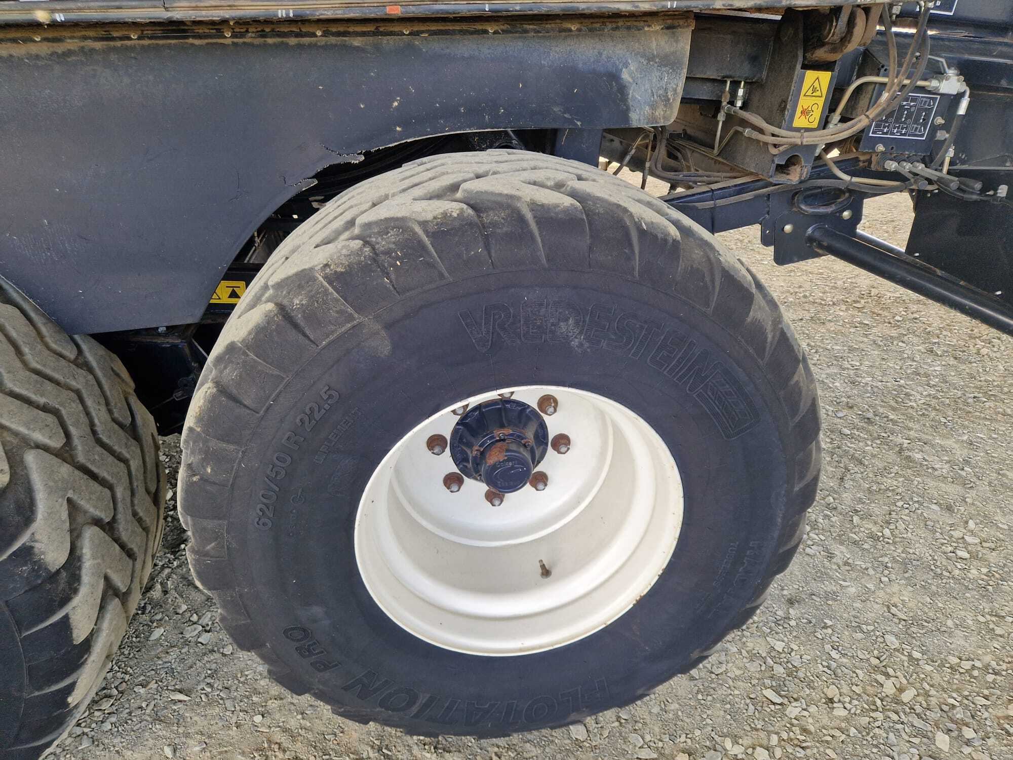 NEW HOLLAND 1290 CROP CUTTER