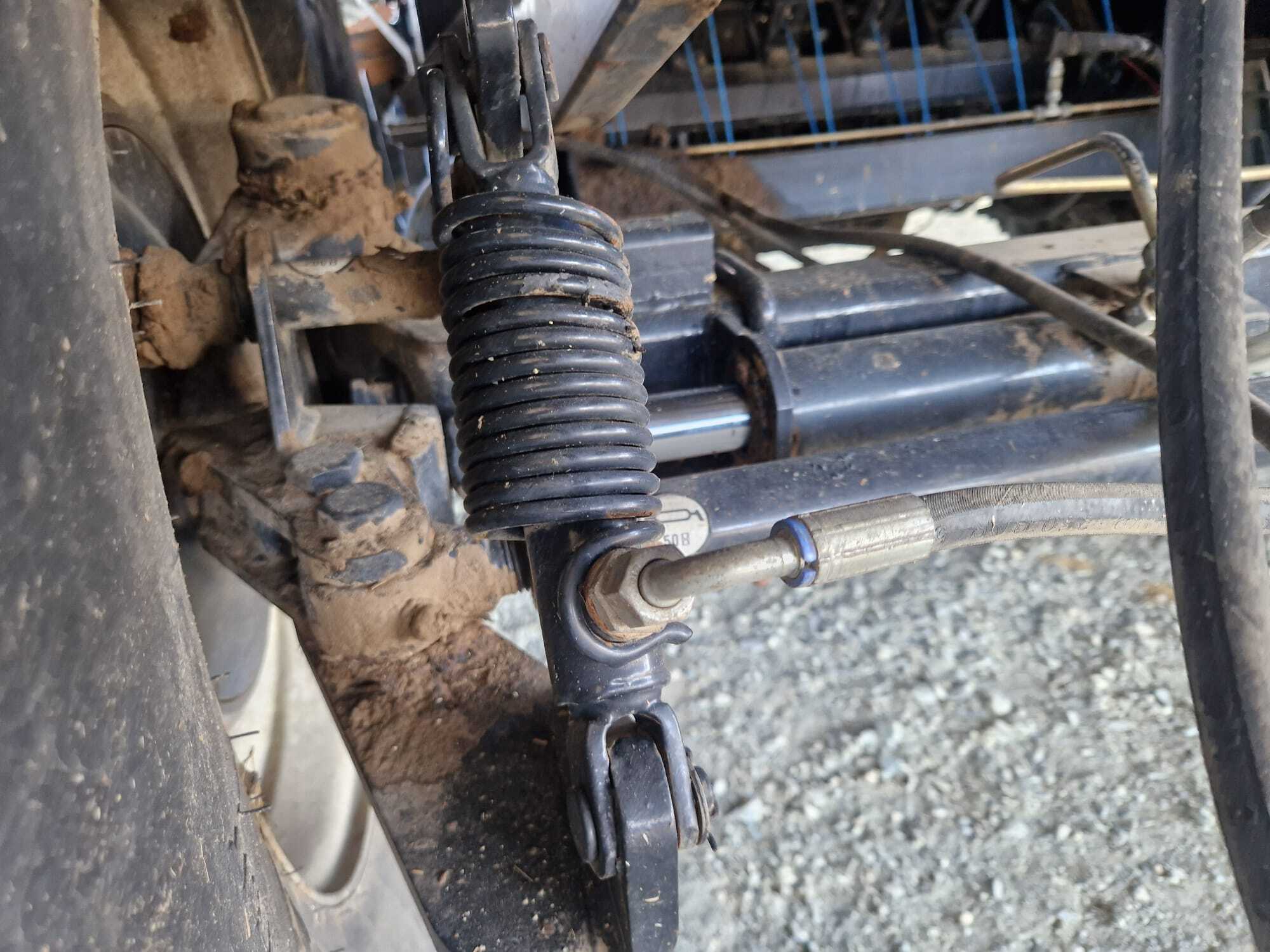 NEW HOLLAND 1290 CROP CUTTER